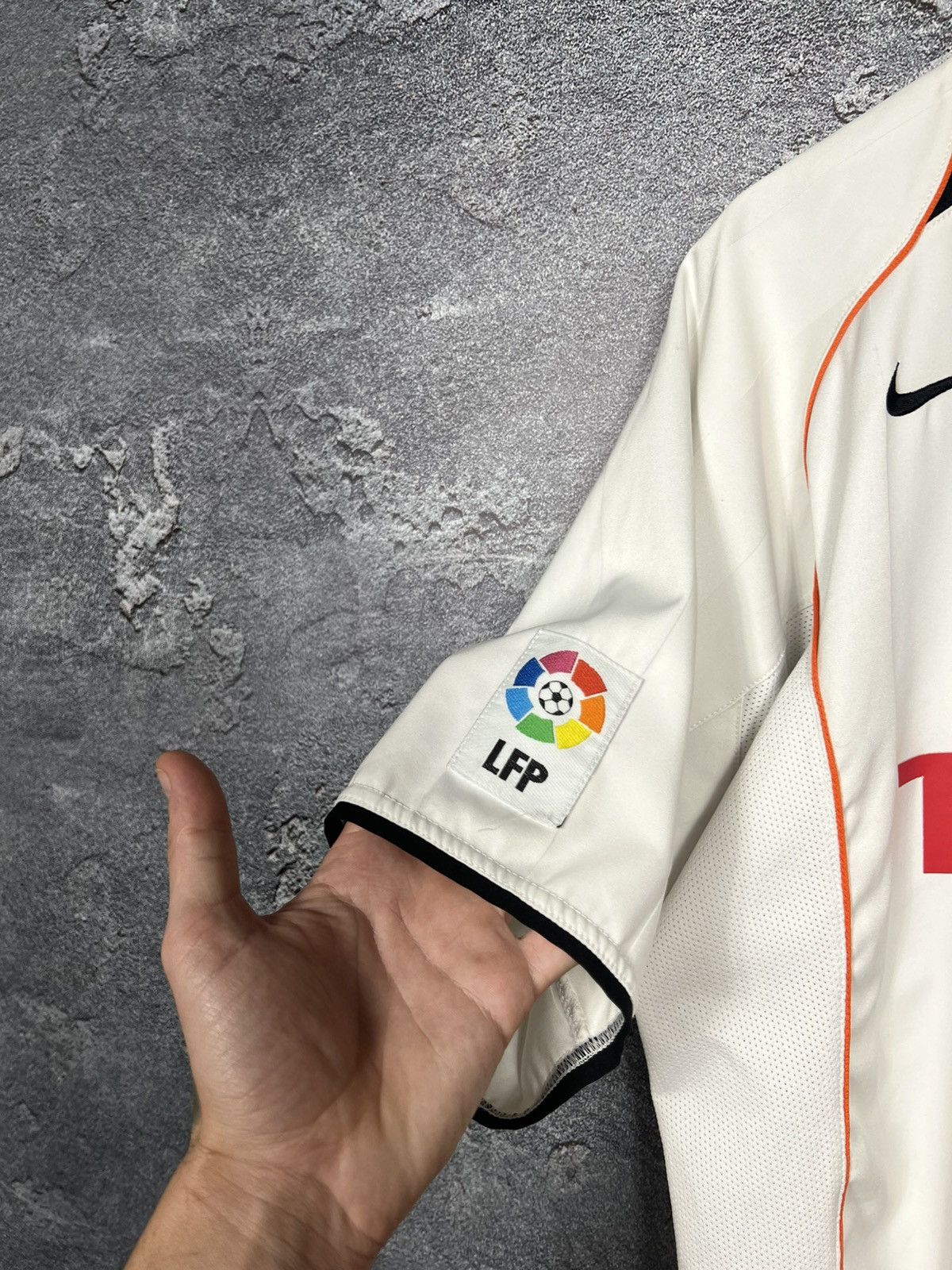 Nike Vintage Valencia 2004/2005 Home Football Jersey Blockcore Size US L / EU 52-54 / 3 - 3 Thumbnail