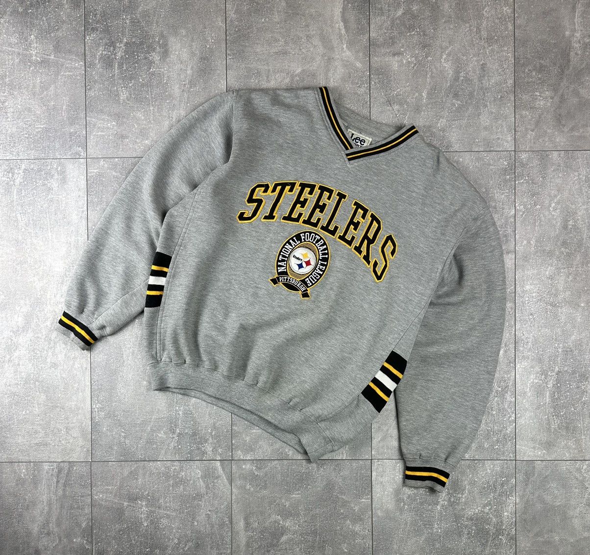 Lee Lee Sport Pittsburgh Steelers National Football League Size US M / EU 48-50 / 2 - 1 Thumbnail
