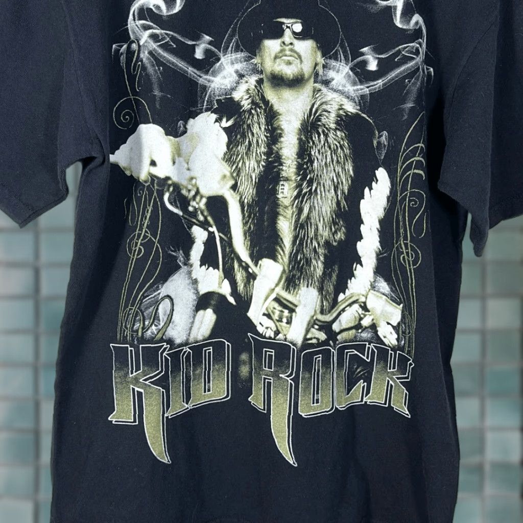Anvil VINTAGE Kid Rock Tour 07 Faded Black Band Tee Concert Shirt Unisex Adults L Black T-Shirt Mens Size L / US 10 / IT 46 - 1 Thumbnail