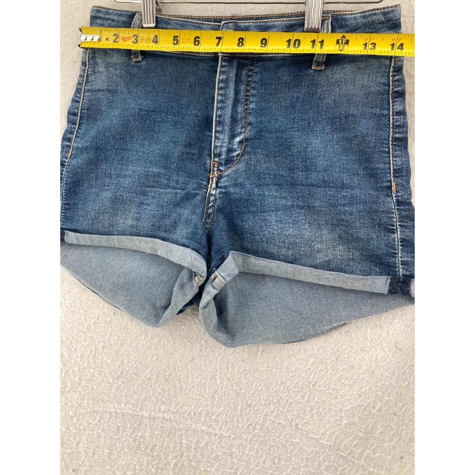 Vintage Divided Women's Blue Denim High Waist Jean Shorts Size 6 Distressed Casual 90s Size 28" / US 6 / IT 42 - 2 Thumbnail