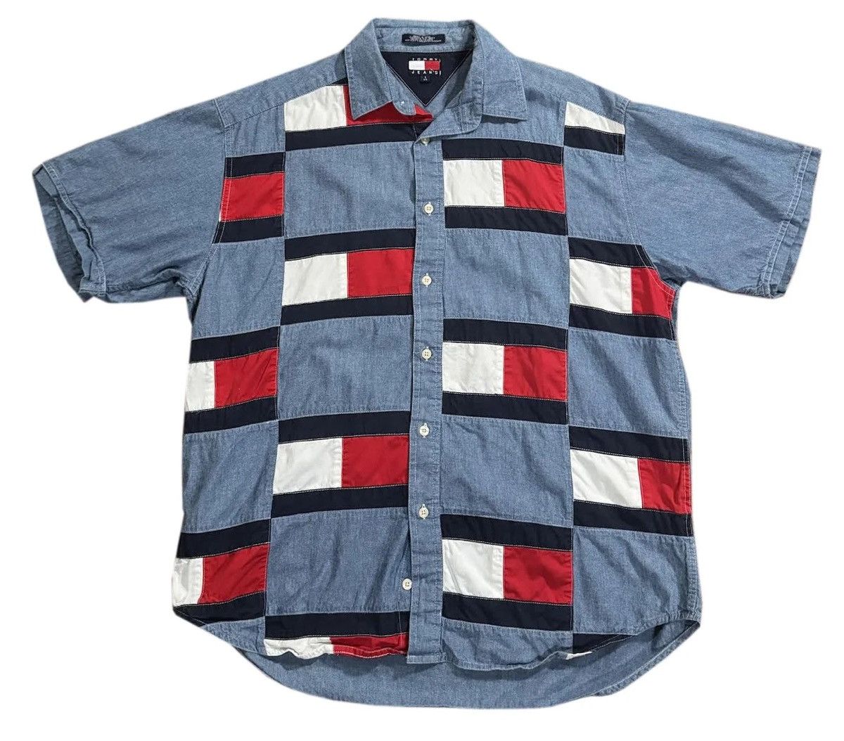 Tommy Hilfiger Vintage Tommy Hilfiger Logo Button Down Shirt (Size L) Size US L / EU 52-54 / 3 - 1 Thumbnail