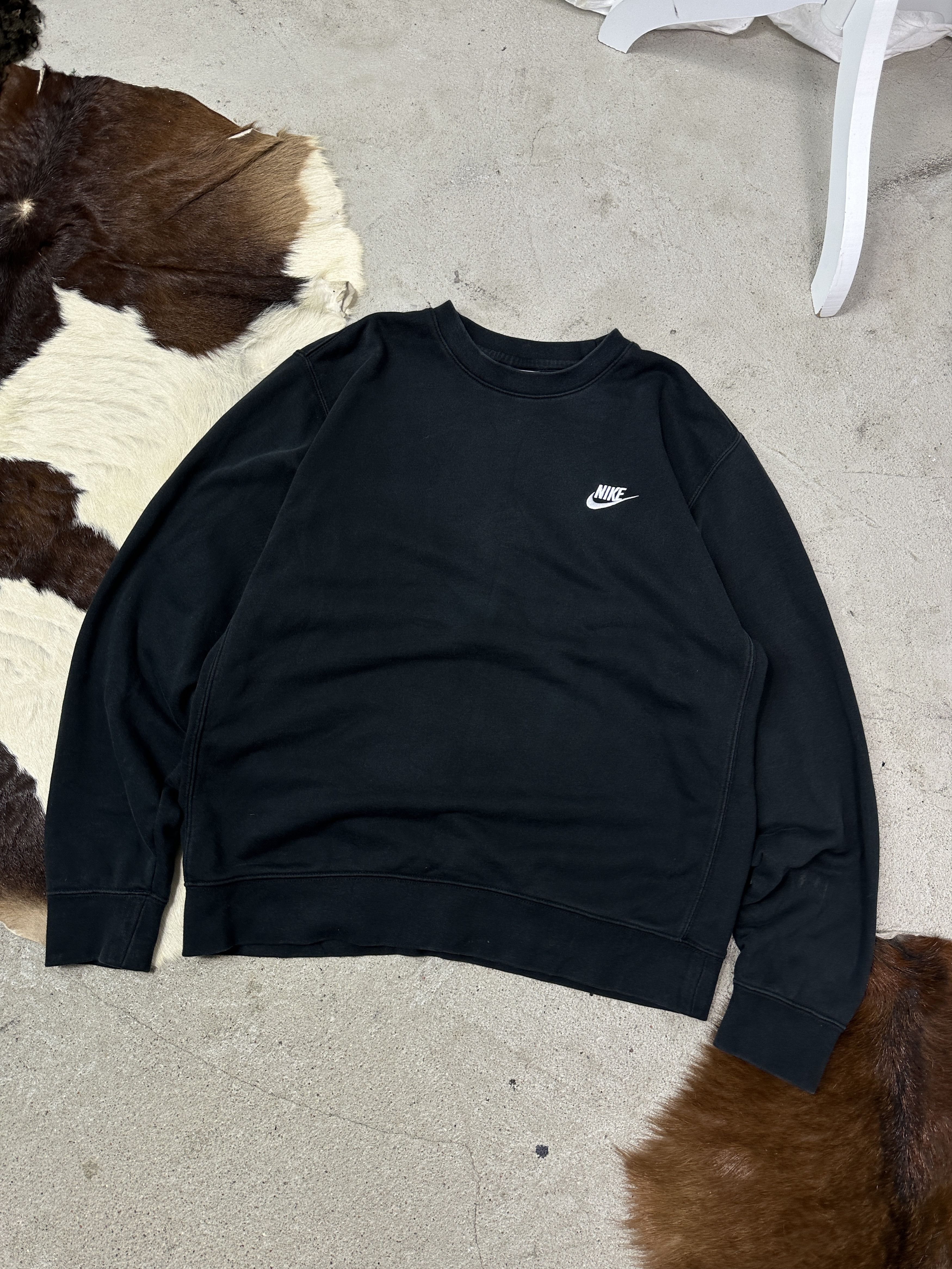 Nike Vintage Streetwear Sporty Skater Nike Sweatshirt Y2K Size US M / EU 48-50 / 2 - 1 Thumbnail