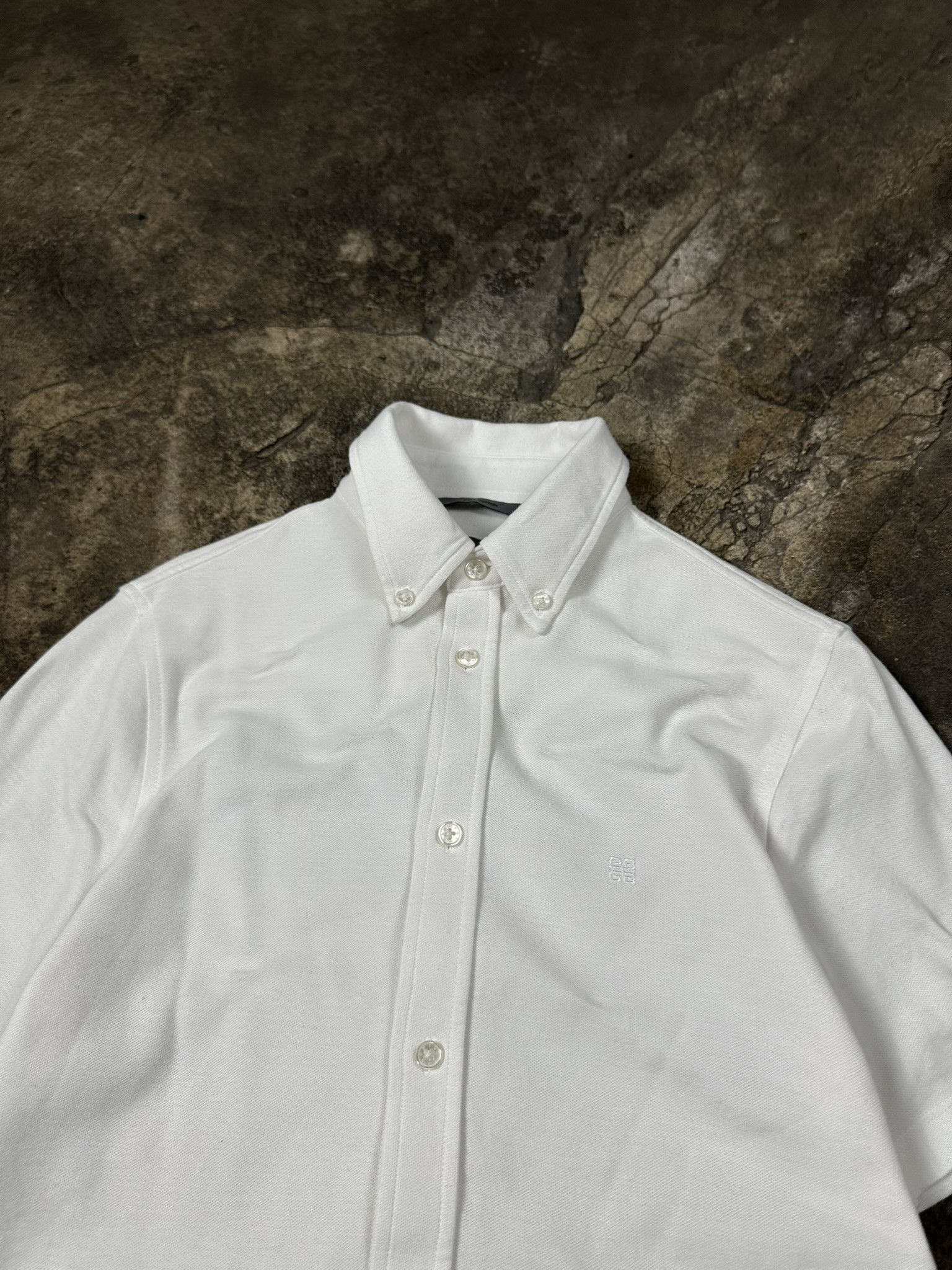 Givenchy Vintage Givenchy Paris Button Up Short Sleeve Shirt Oldmoney Size US S / EU 44-46 / 1 - 2 Thumbnail