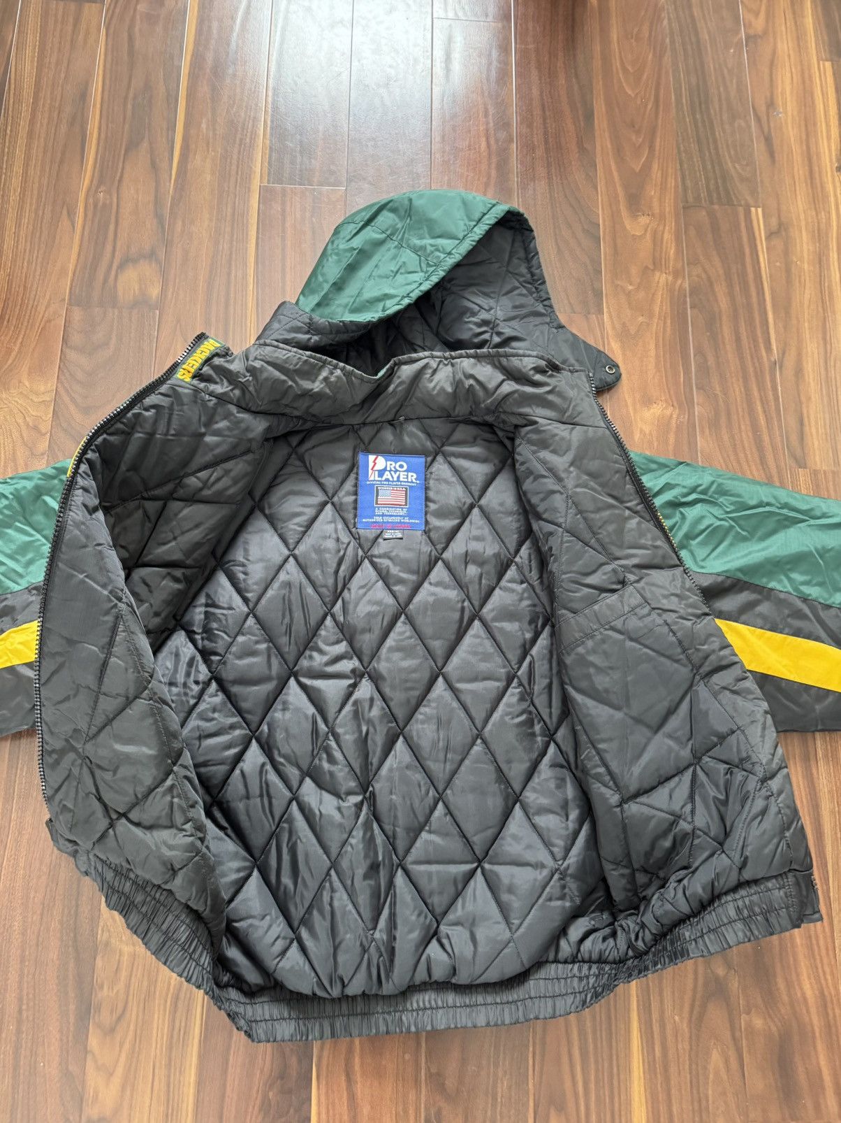 Pro Player Vintage 90s Pro Player Green Bay Packers Puffer Jacket XL Size US XL / EU 56 / 4 - 5 Thumbnail