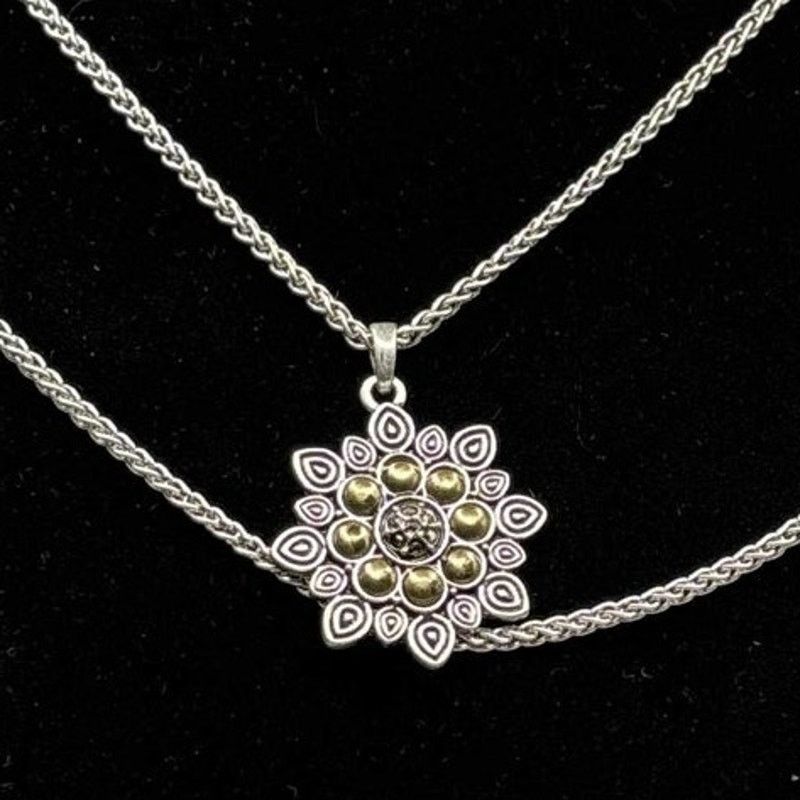 Other Silver Floral Overlay Necklace Size ONE SIZE - 2 Thumbnail