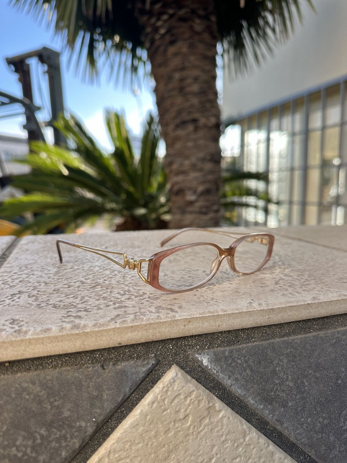 Versace Versace Gold Sunglasses Vintage Medusa Size ONE SIZE - 1 Thumbnail