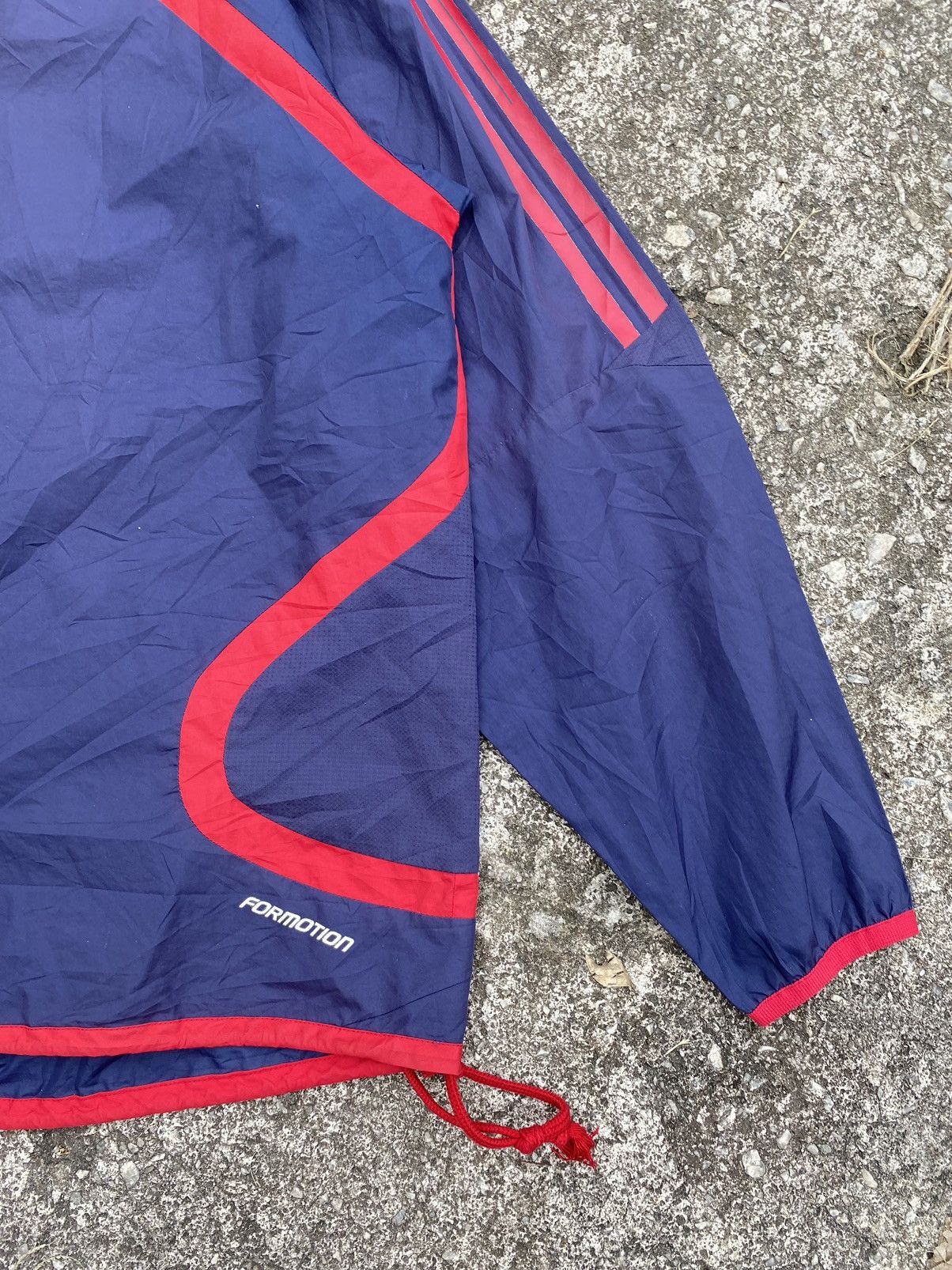 Adidas Vintage Adidas Pullover Windbreaker Size US L / EU 52-54 / 3 - 5 Thumbnail