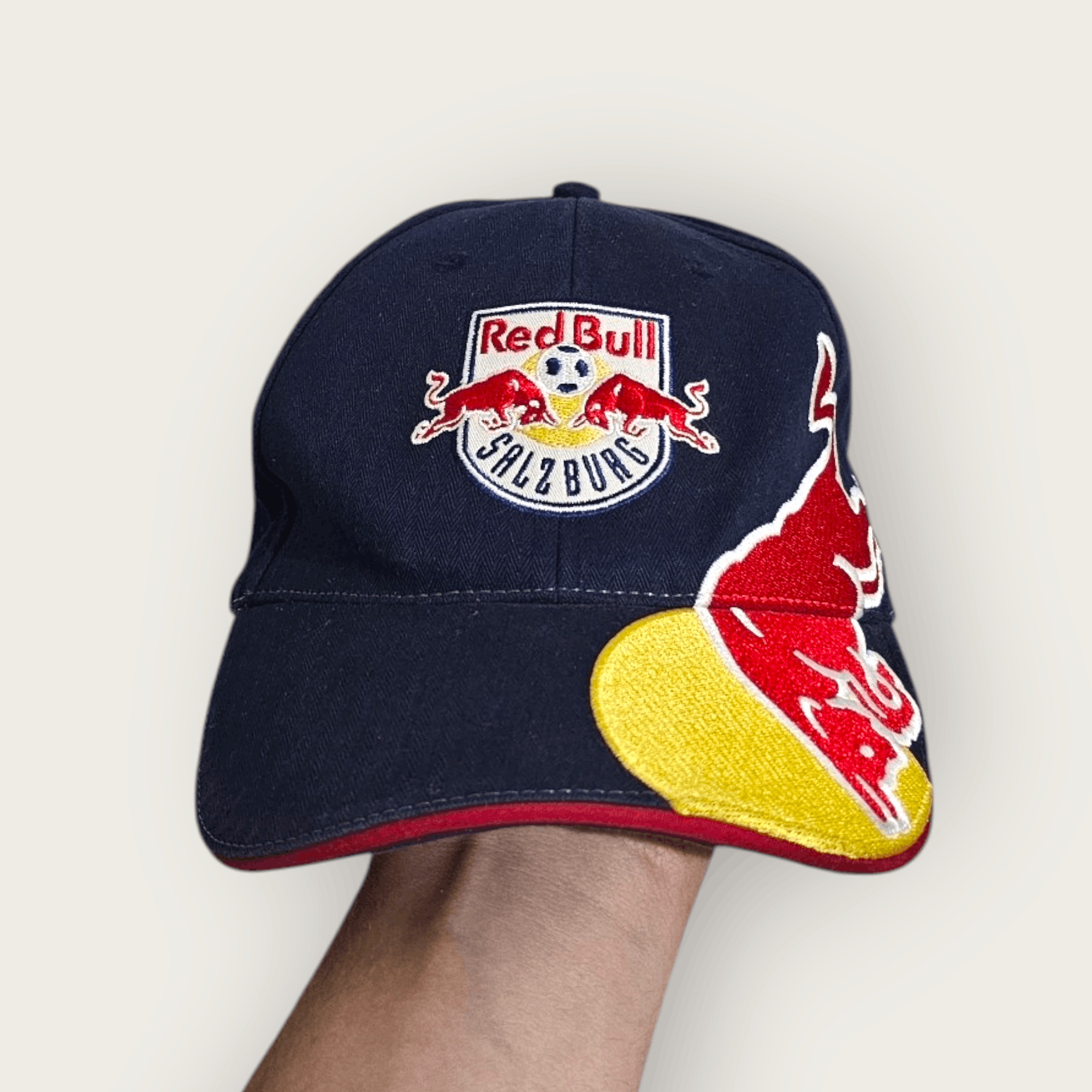 帽子 redbull Sebastian Vettel 00s Beanie y2k redbull Sebastian Vettel 00s Beanie y2k - メルカリ