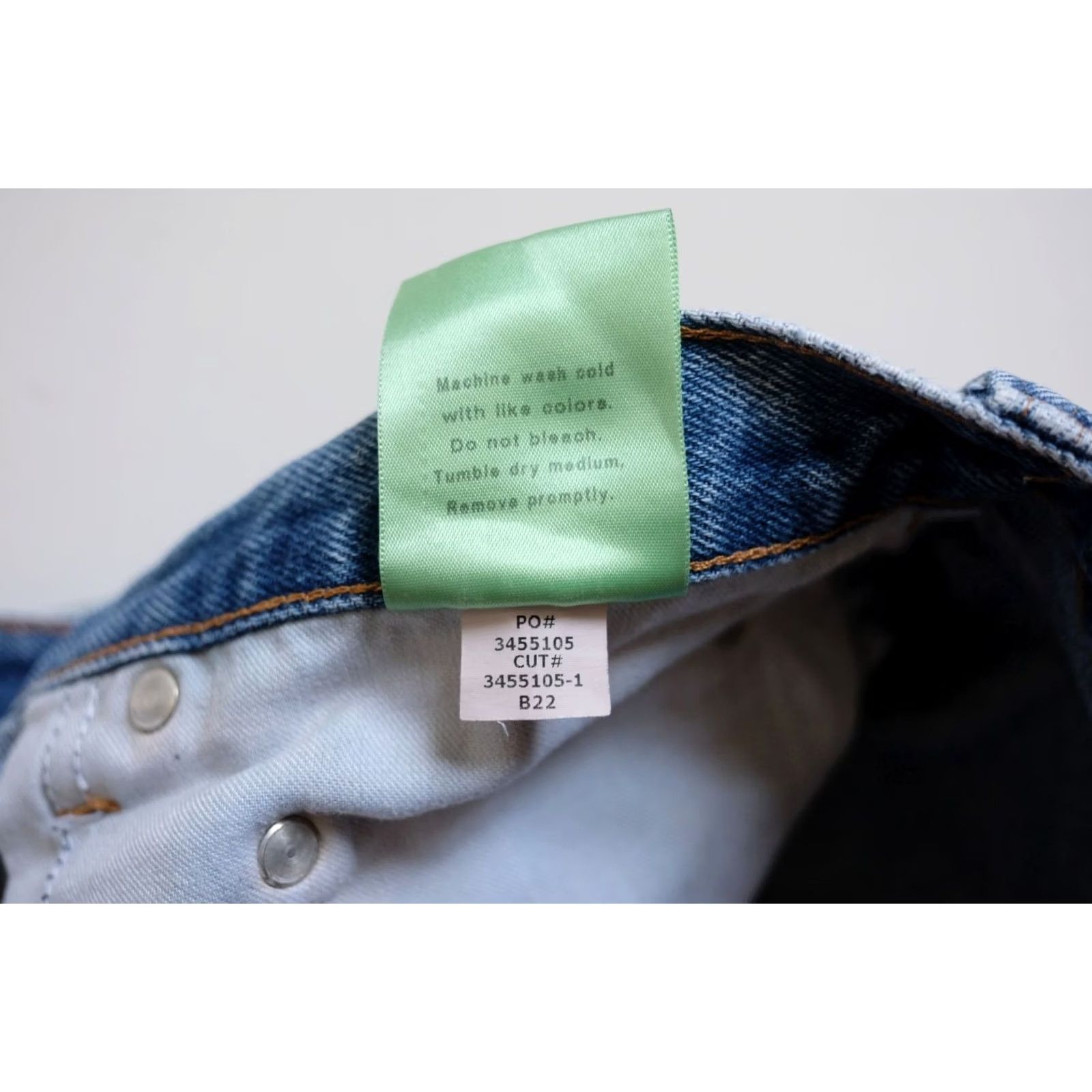 Carhartt VINTAGE Carhartt Jeans 34x30 Denim 100% Cotton Blue Distressed Retro Workwear Size US 34 / EU 50 - 8 Thumbnail