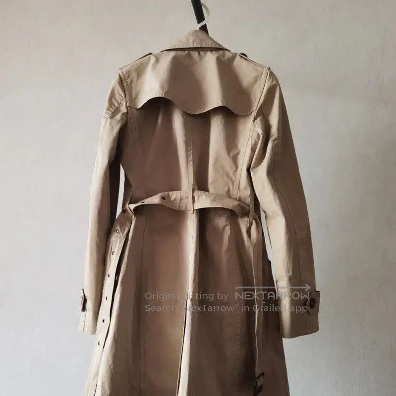 Burberry Burberry Women's Khaki Long Trench Coat. Size M / US 6-8 / IT 42-44 - 6 Thumbnail
