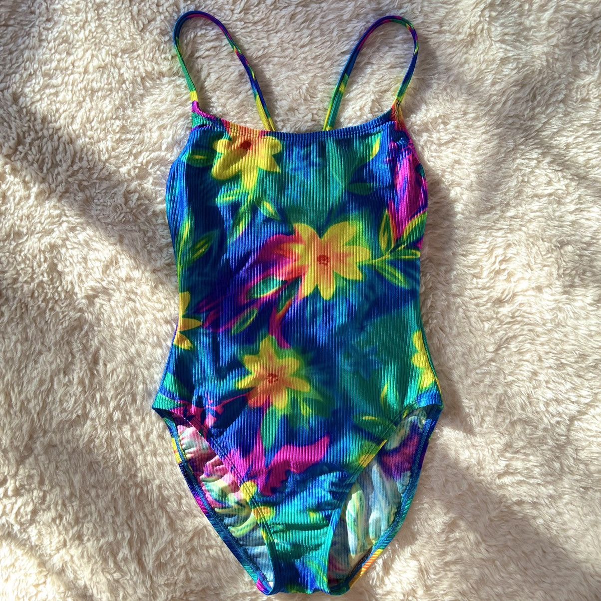 Catalina Vintage 90’s Catalina Floral Tropical One Piece Swimsuit Size M / US 6-8 / IT 42-44 - 1 Thumbnail
