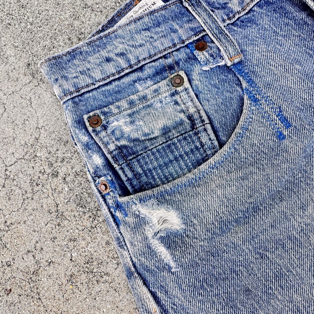 Levi's × Levi's Vintage Clothing × Vintage Levi’s Premium Patchwork 512 Slim Taper – Size US 30 / EU 46 - 5 Thumbnail