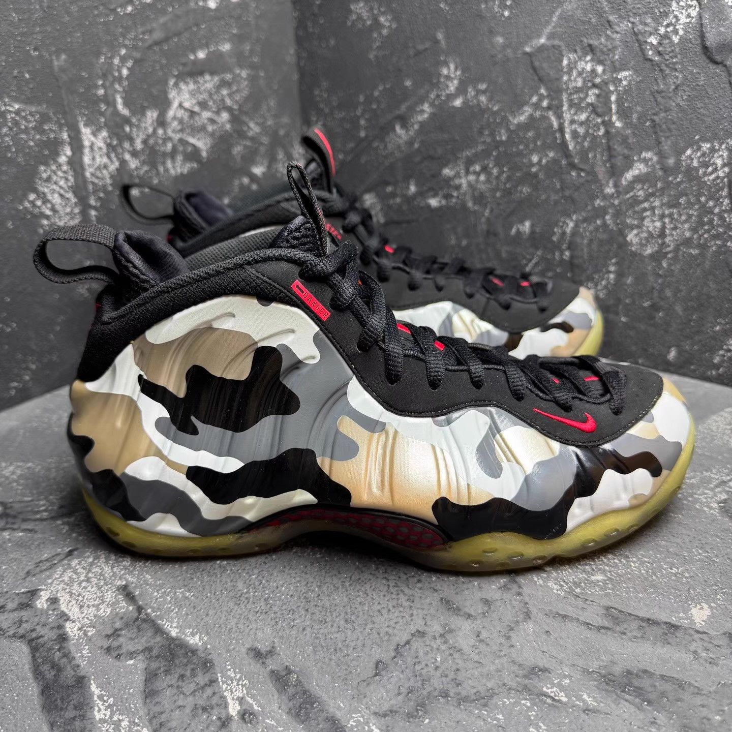 Nike Nike Foamposite One White Camo Air Force Q10 Size US 7 / EU 40 - 6 Thumbnail