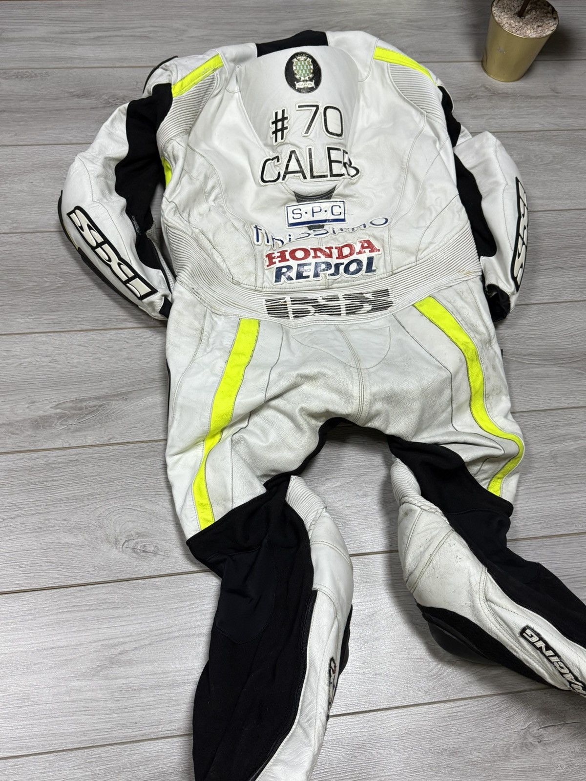 Honda IXS Custom racing leather suit – Honda Repsol livery Size US M / EU 48-50 / 2 - 8 Thumbnail