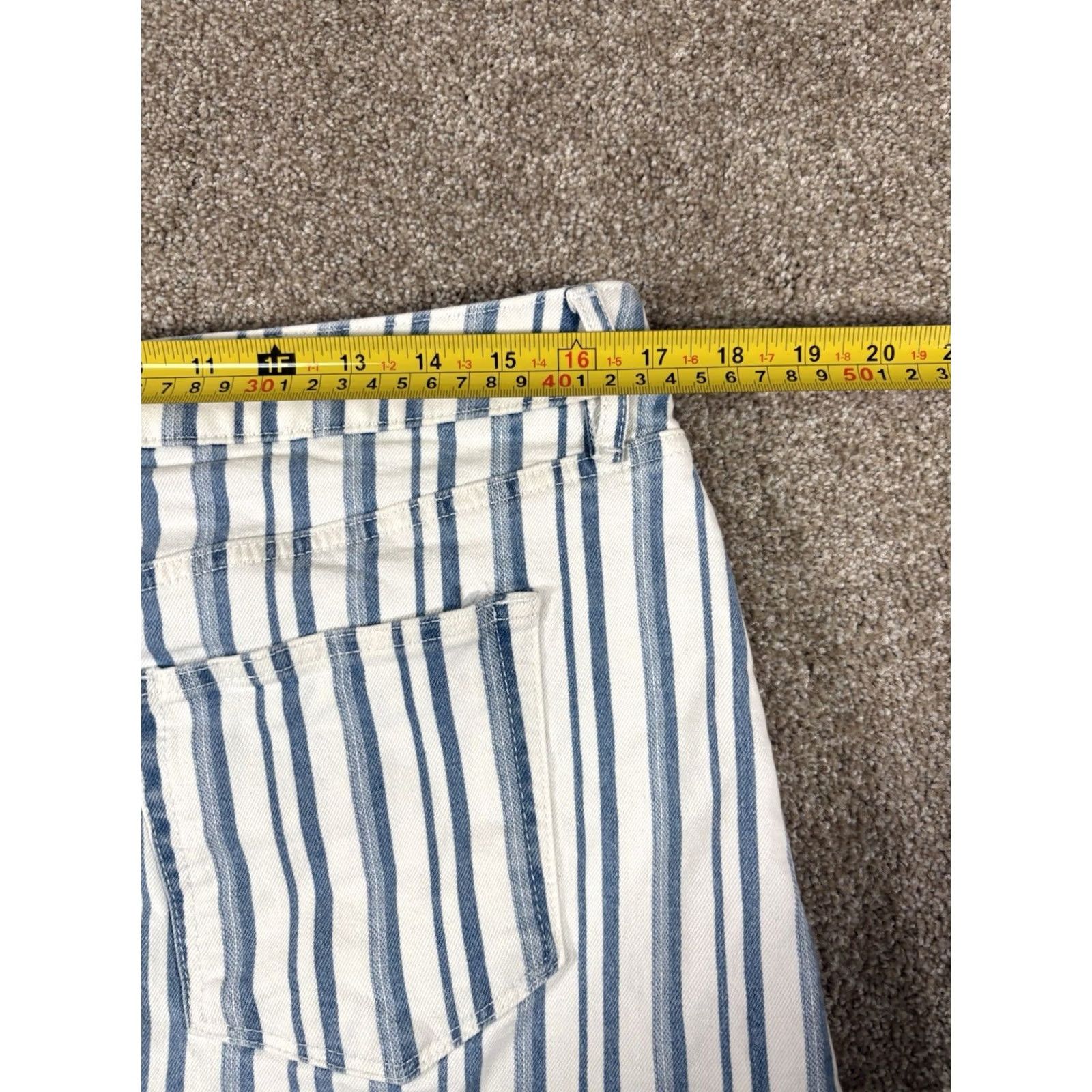 Loft LOFT Skirt Denim Striped Mini Short Pockets Button Size 10 Blue White Women Regular Womens Pre-owned Excellent Size 32" / US 10 / IT 46 - 7 Thumbnail