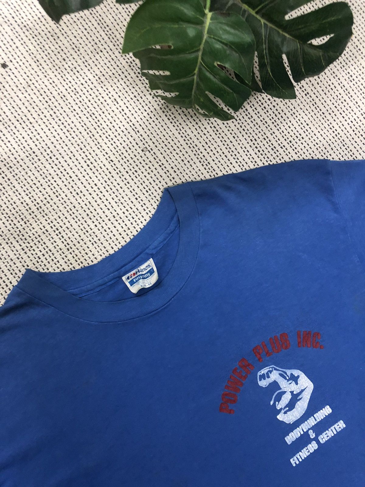 Vintage VINTAGE 80s POWER PLUS INC SINGLE STITCH USA TEE Size US XL / EU 56 / 4 - 1 Thumbnail