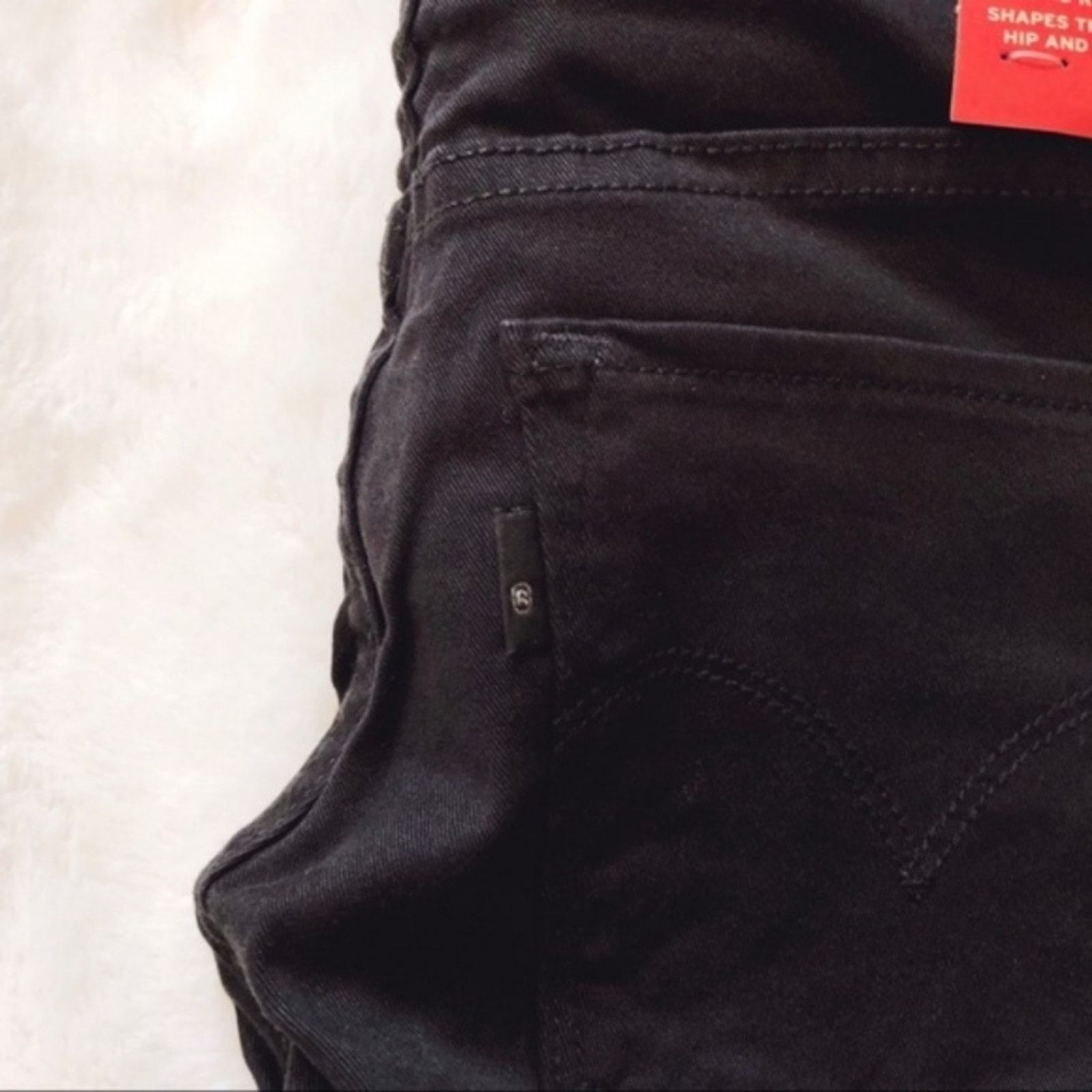 Levi's Levi’s Perfectly Slimming Pull-On Black Leggings Size 27" / US 4 / IT 40 - 6 Thumbnail