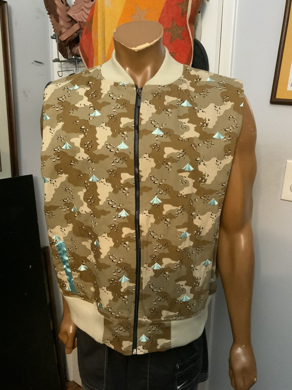 Other $165 Star Status Club Desert Storm Camouflage Vest Jacket Size US XXL / EU 58 / 5 - 9 Thumbnail