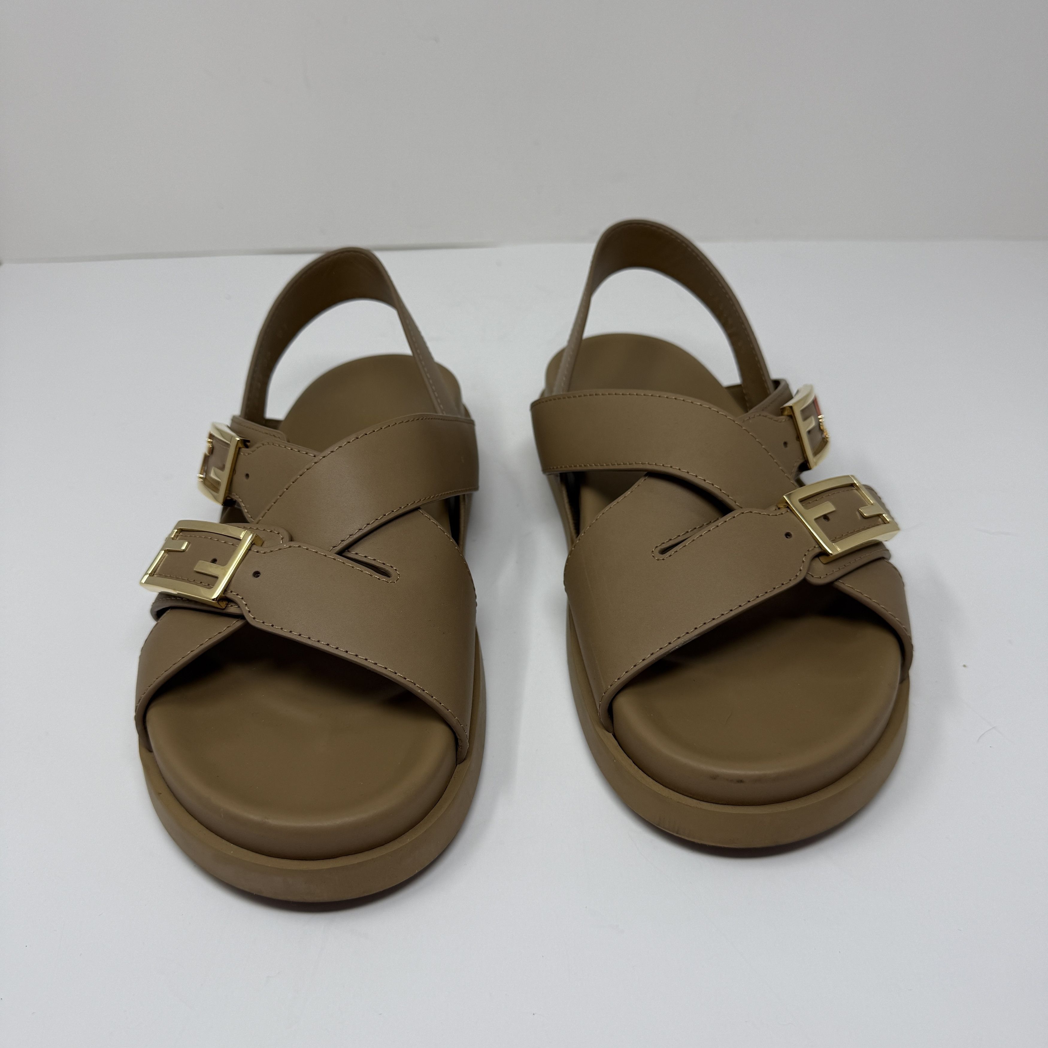 Fendi Fendi Feel Genuine Leather Logo Buckle Size US 9 / IT 39 - 2 Thumbnail