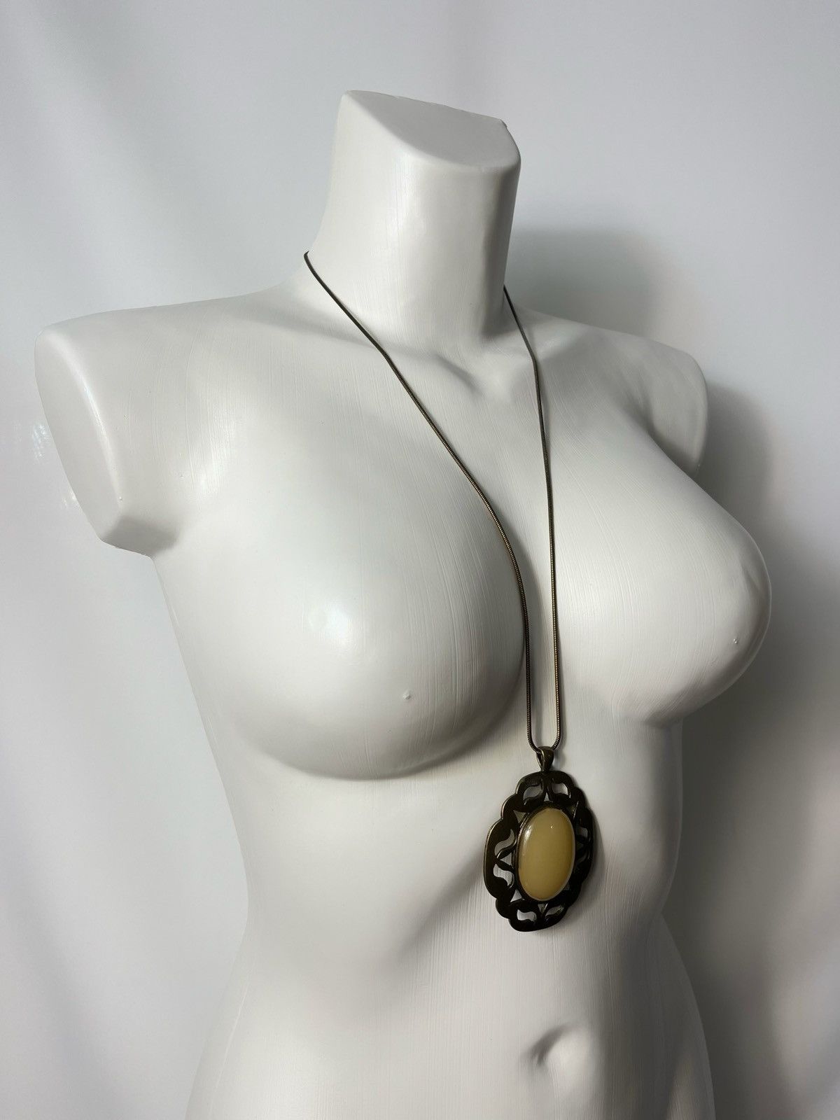 Jewelry × Vintage Vintage Amber Pendant Necklace Size ONE SIZE - 6 Thumbnail