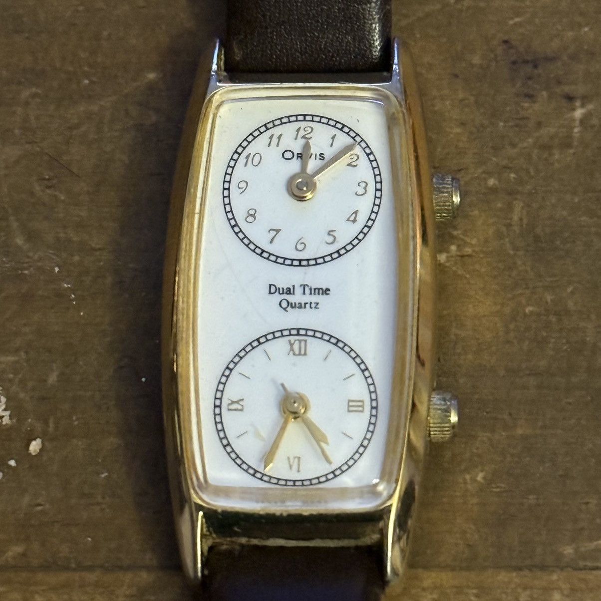 Orvis Orvis Dual Time rectangle face leather watch Size ONE SIZE - 3 Thumbnail
