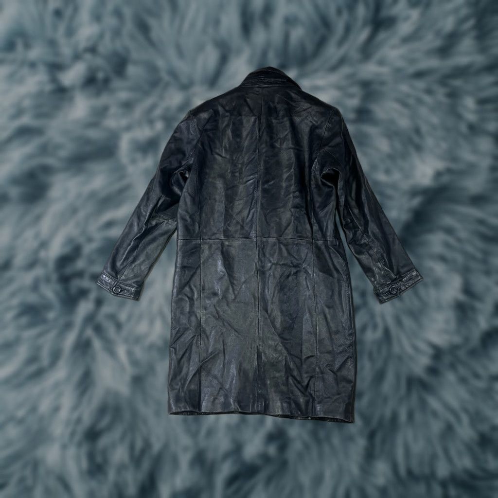 Vintage VINTAGE Comint Women Leather Trench Coat Long Coat Size M Black 90s Style Oversized Button Closure Women Size M / US 6-8 / IT 42-44 - 1 Thumbnail