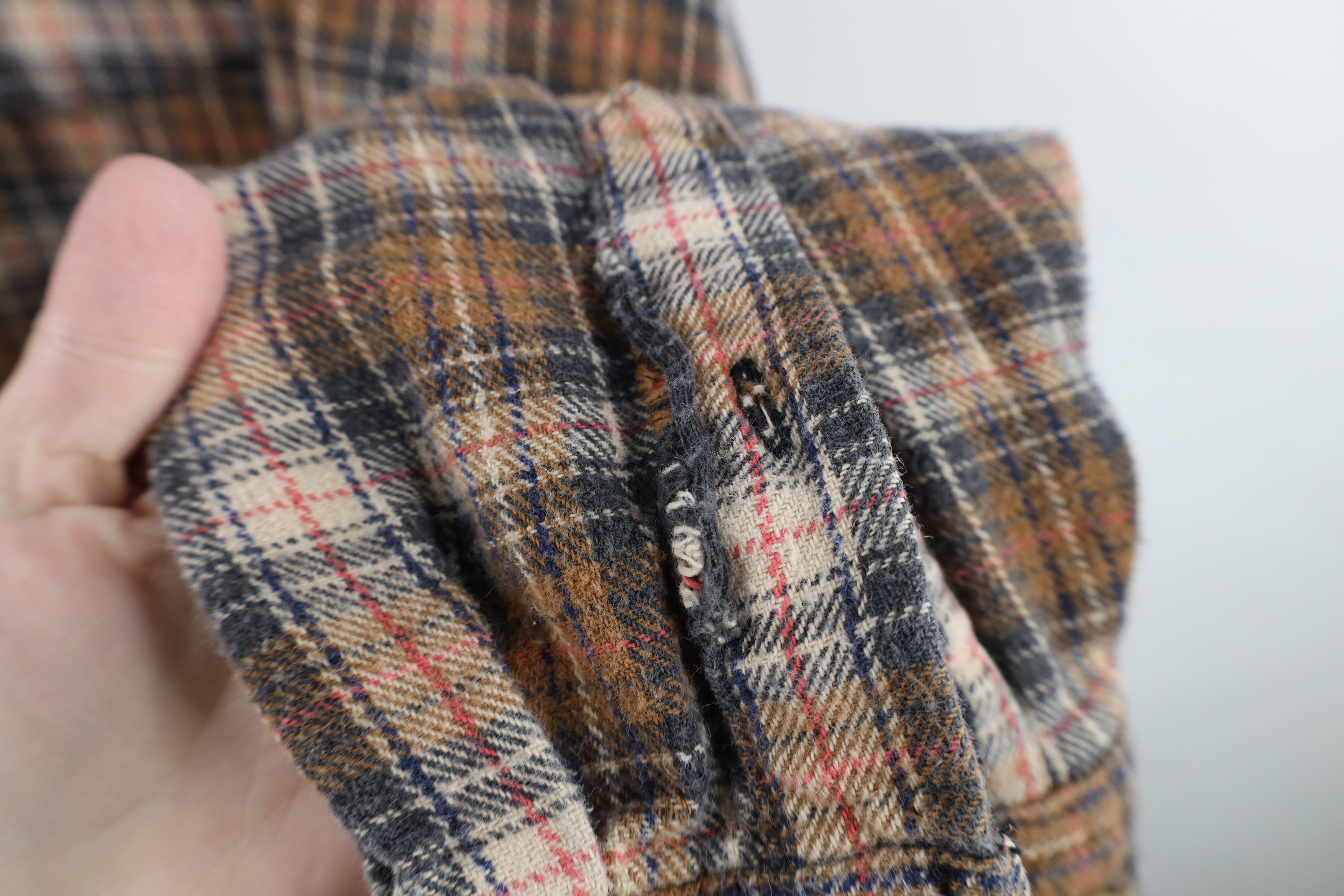 Vintage Vintage 90s Y2K Streetwear Heavyweight Button Down Shirt Size US XXL / EU 58 / 5 - 7 Thumbnail