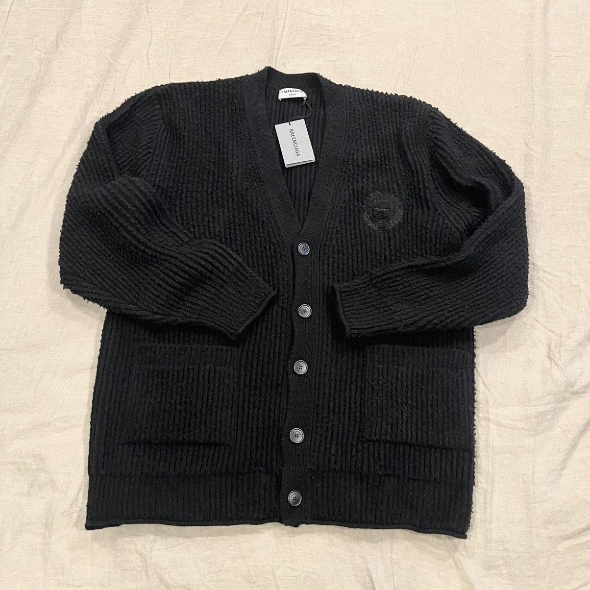 Balenciaga $2050 Balenciaga College Logo Heavy Wool Piled Knit Cardigan Size US L / EU 52-54 / 3 - 3 Thumbnail