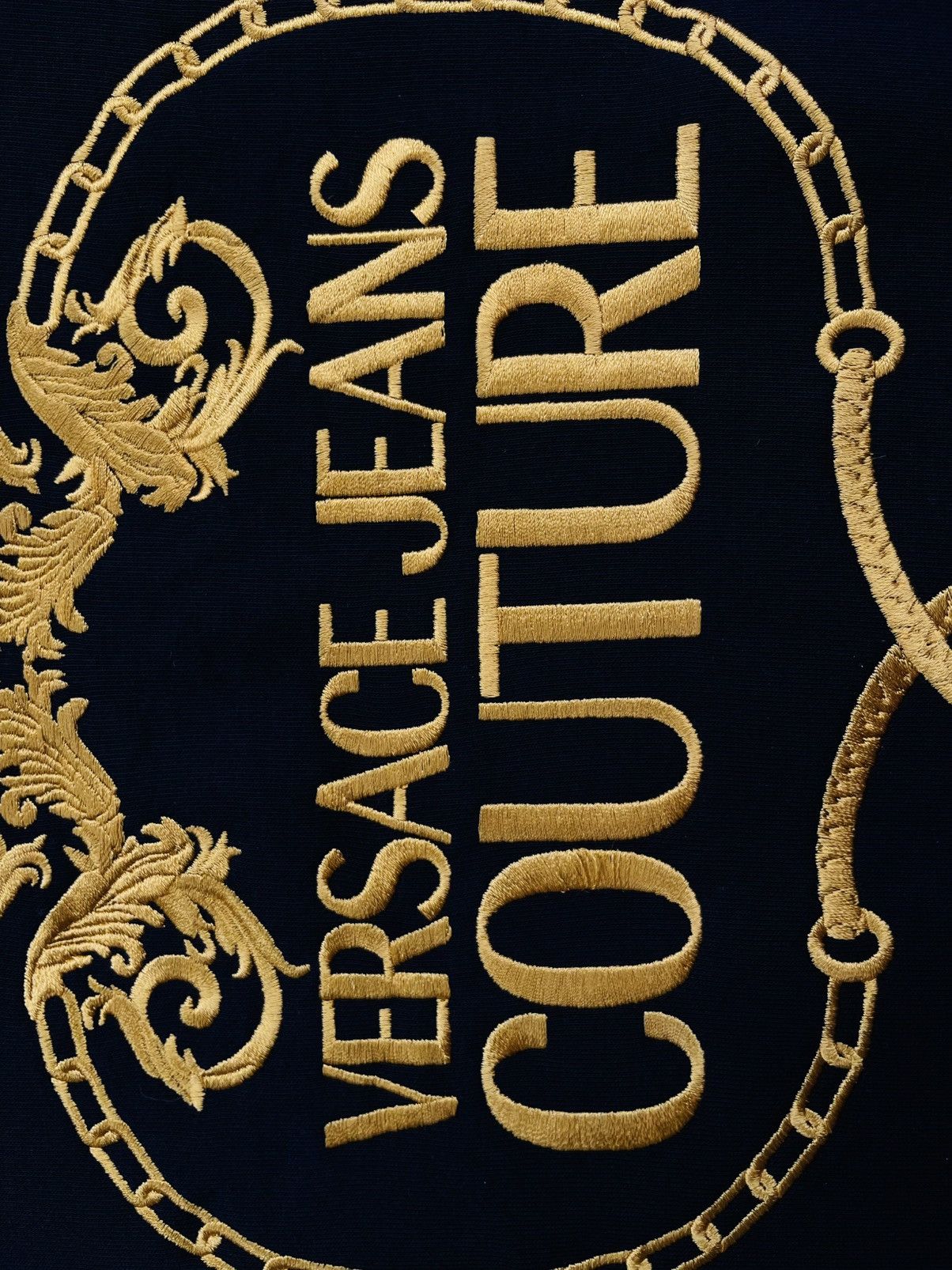 Versace LUXURY VERSACE EMBROIDERY SWEATSHIRT Size US S / EU 44-46 / 1 - 1 Thumbnail