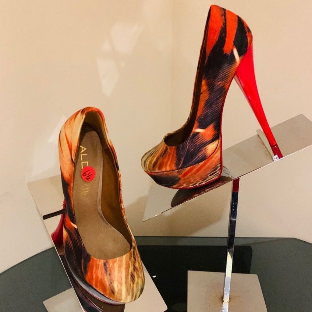 Aldo 💲💲SALE💲💲 Aldo red and printed fabric size 6.5 Size US 6.5 / IT 36.5 - 1 Thumbnail
