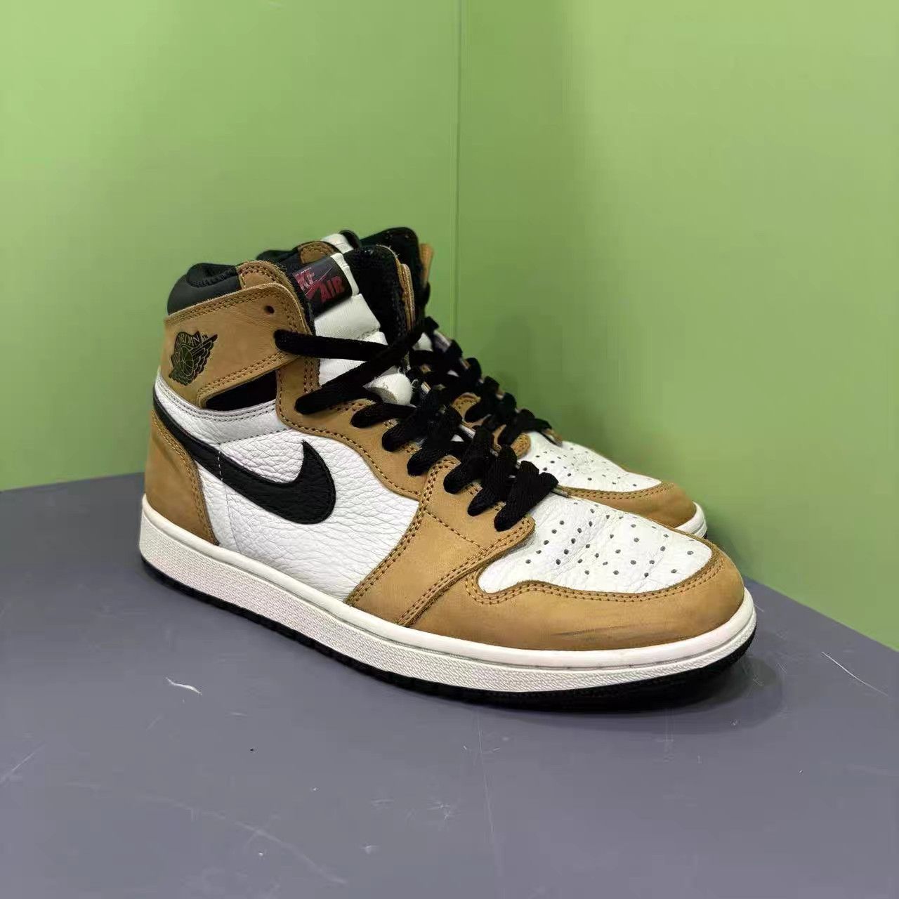 Jordan Brand Air Jordan 1 Rookie Wheat K15 Size US 9 / EU 42 - 2 Thumbnail