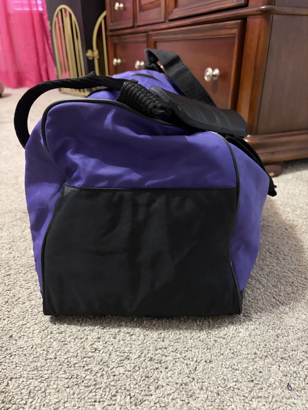 Wilson Vintage 90s Wilsons Nylon Duffle Strap Gym Bag Purple Black Size ONE SIZE - 4 Thumbnail