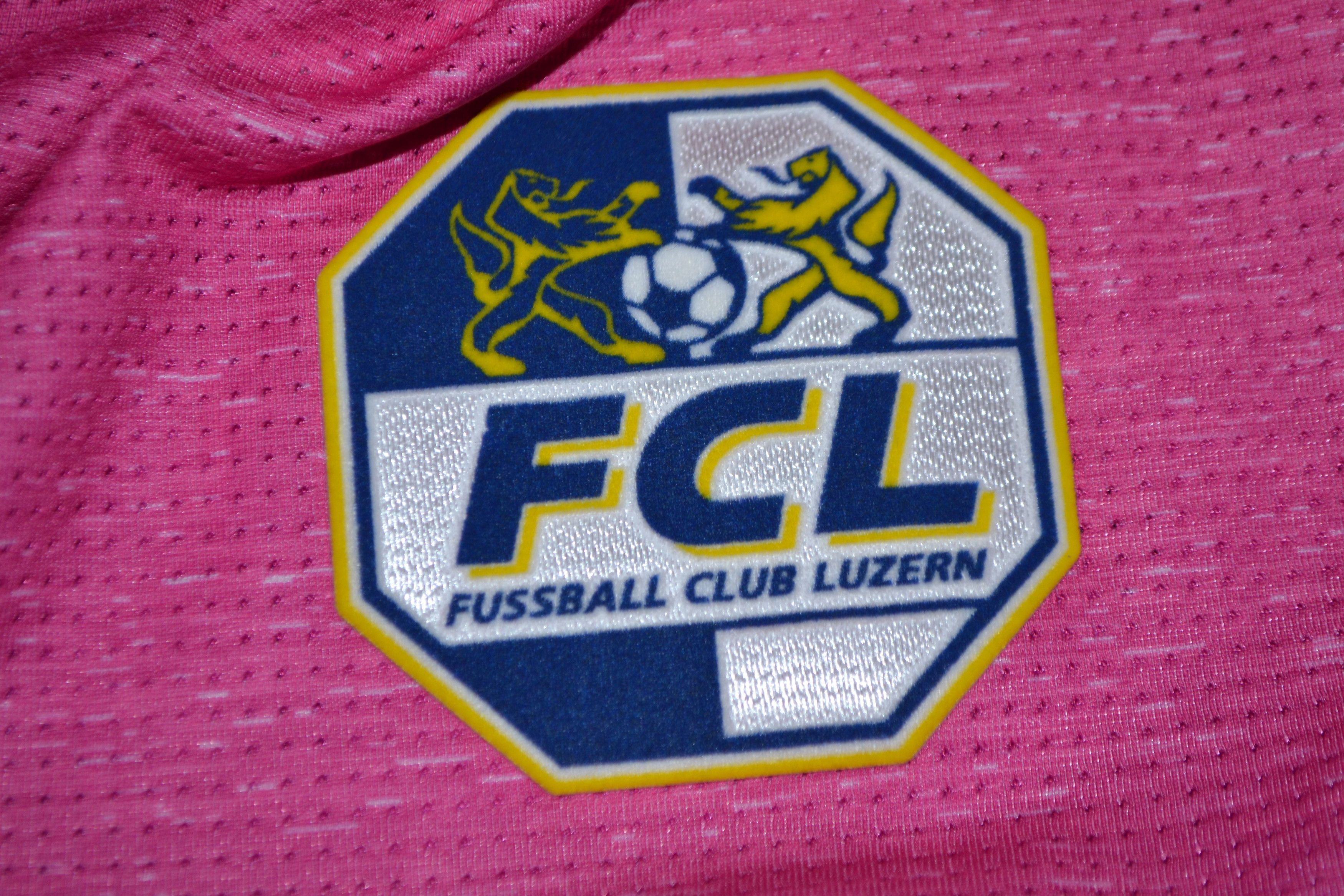 Adidas FC Luzern 2017 2019 Away Football Shirt Maillot Size US S / EU 44-46 / 1 - 4 Thumbnail