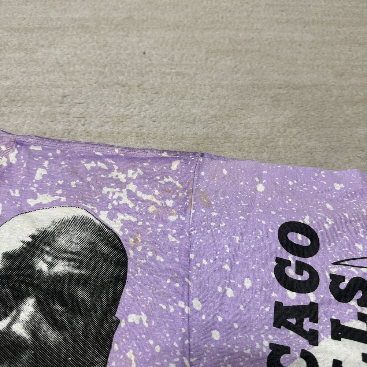 Vintage Vintage 90's Michael Jordan AOP T-Shirt Magic Johnson Bulls Size US L / EU 52-54 / 3 - 3 Thumbnail