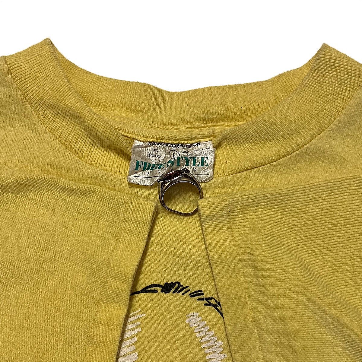 Vintage Vintage Q105 Portland T-Shirt Size US L / EU 52-54 / 3 - 4 Thumbnail