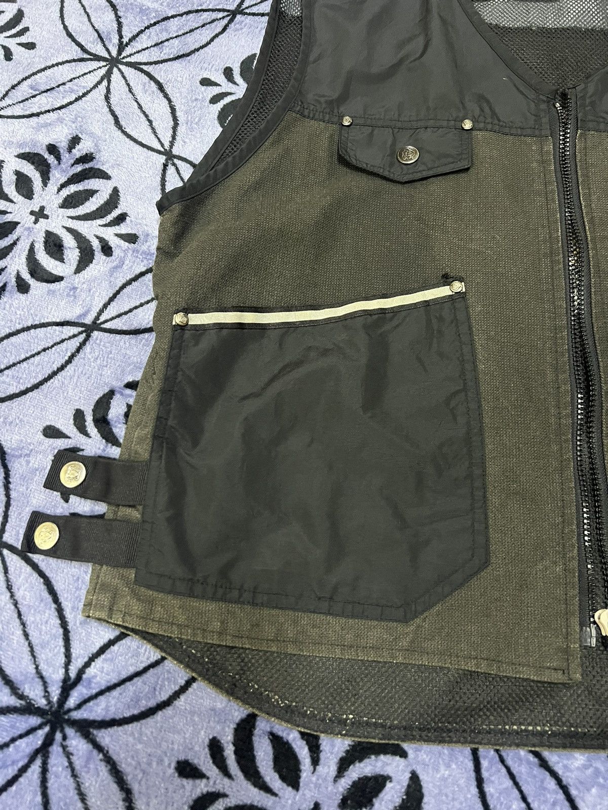 Versace Jeans Couture Versace Jeans Couture Vest - Authentic vintage item Size US L / EU 52-54 / 3 - 8 Thumbnail