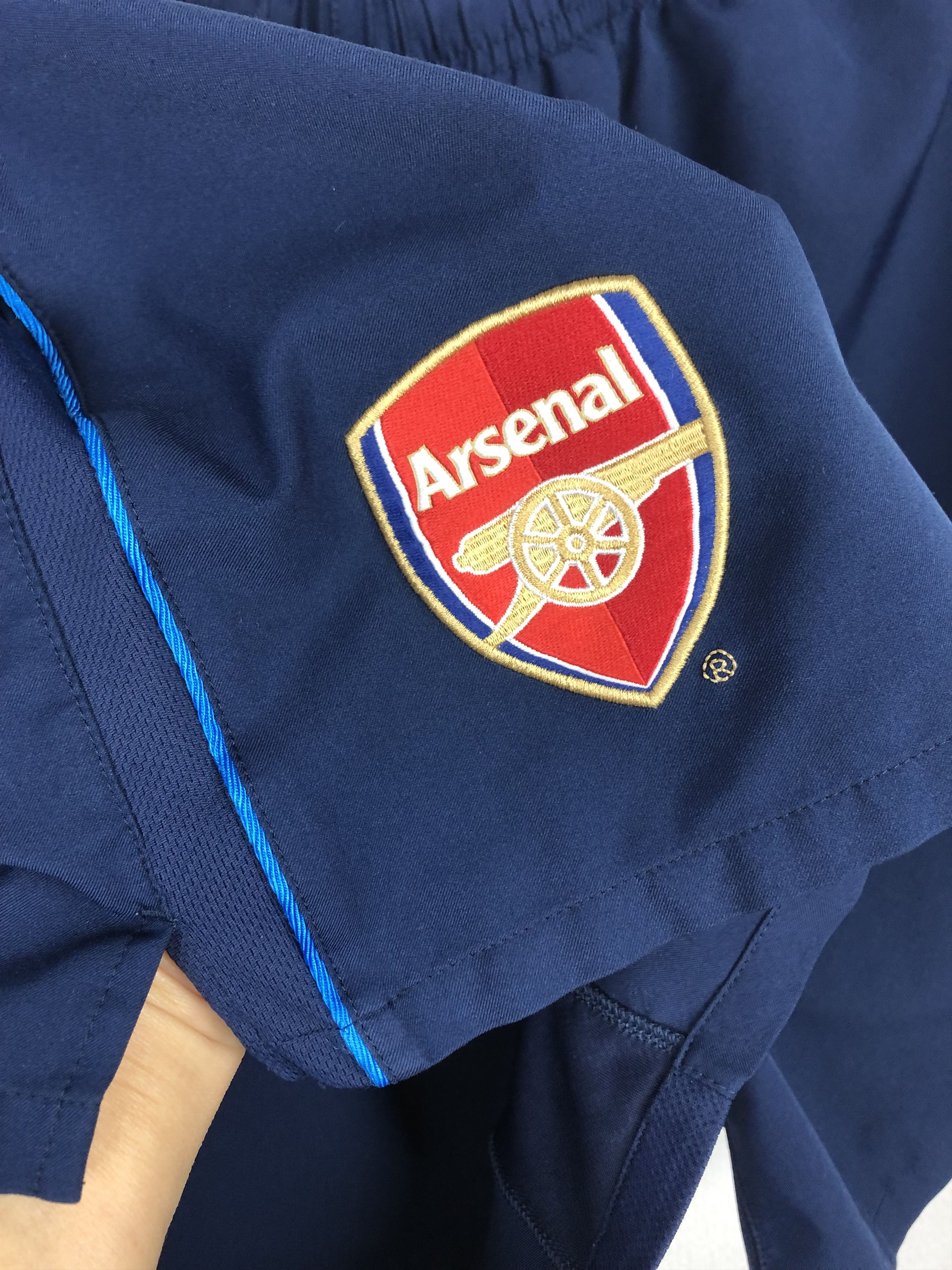 Nike Vintage Nike Arsenal Football Shorts Soccer Gunners Size L Size US 34 / EU 50 - 3 Thumbnail