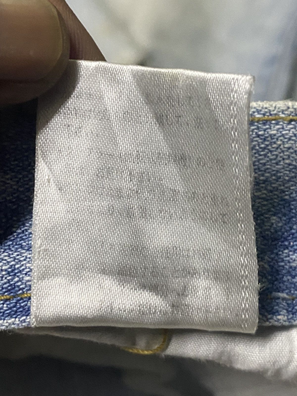 Vintage Vintage Japanese Brand Faded Light Wash Loose Jeans Size US 30 / EU 46 - 16 Thumbnail