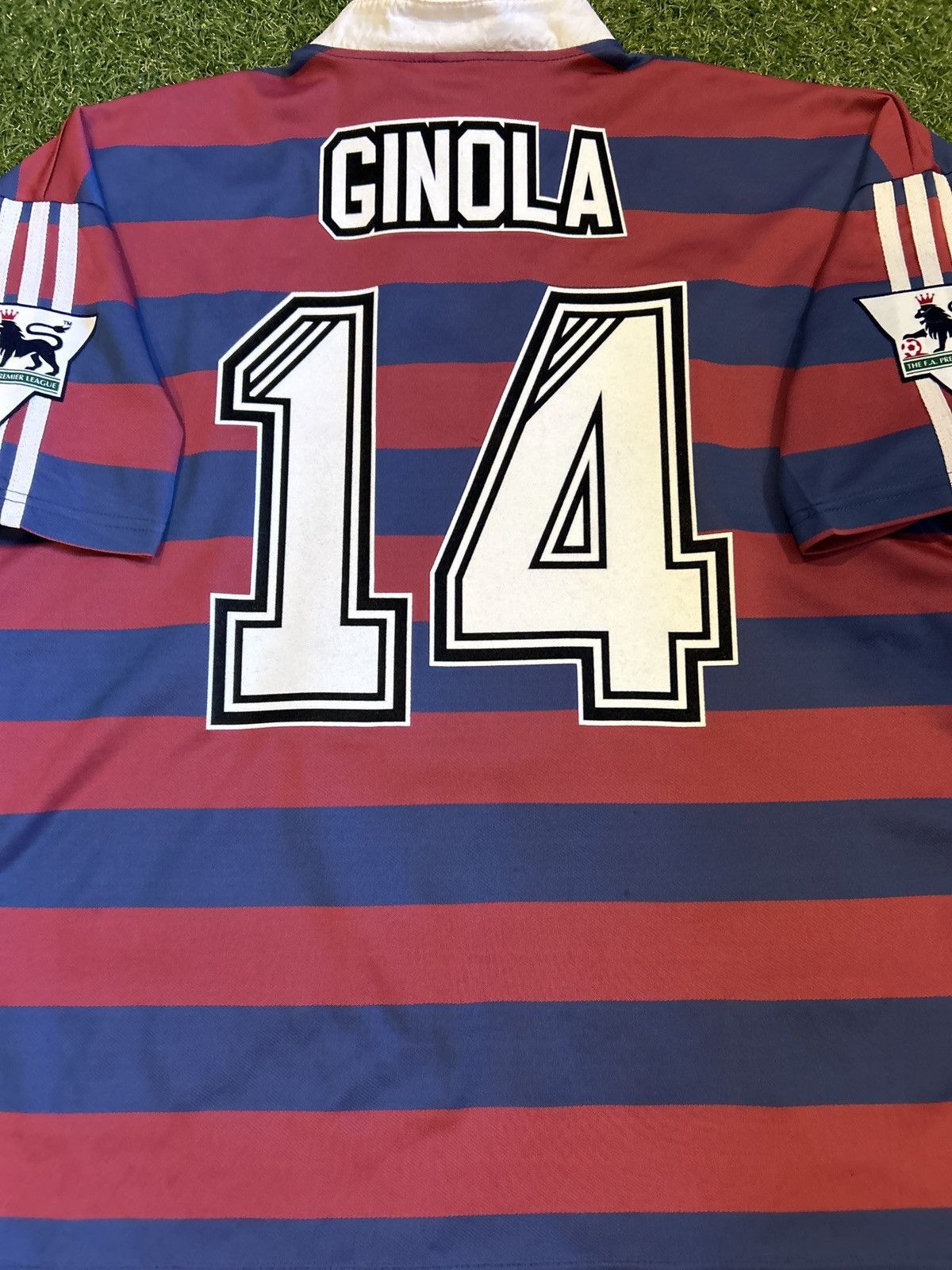 Adidas × Vintage 95/96 Newcastle United Ginola Away Shirt Size US L / EU 52-54 / 3 - 1 Thumbnail