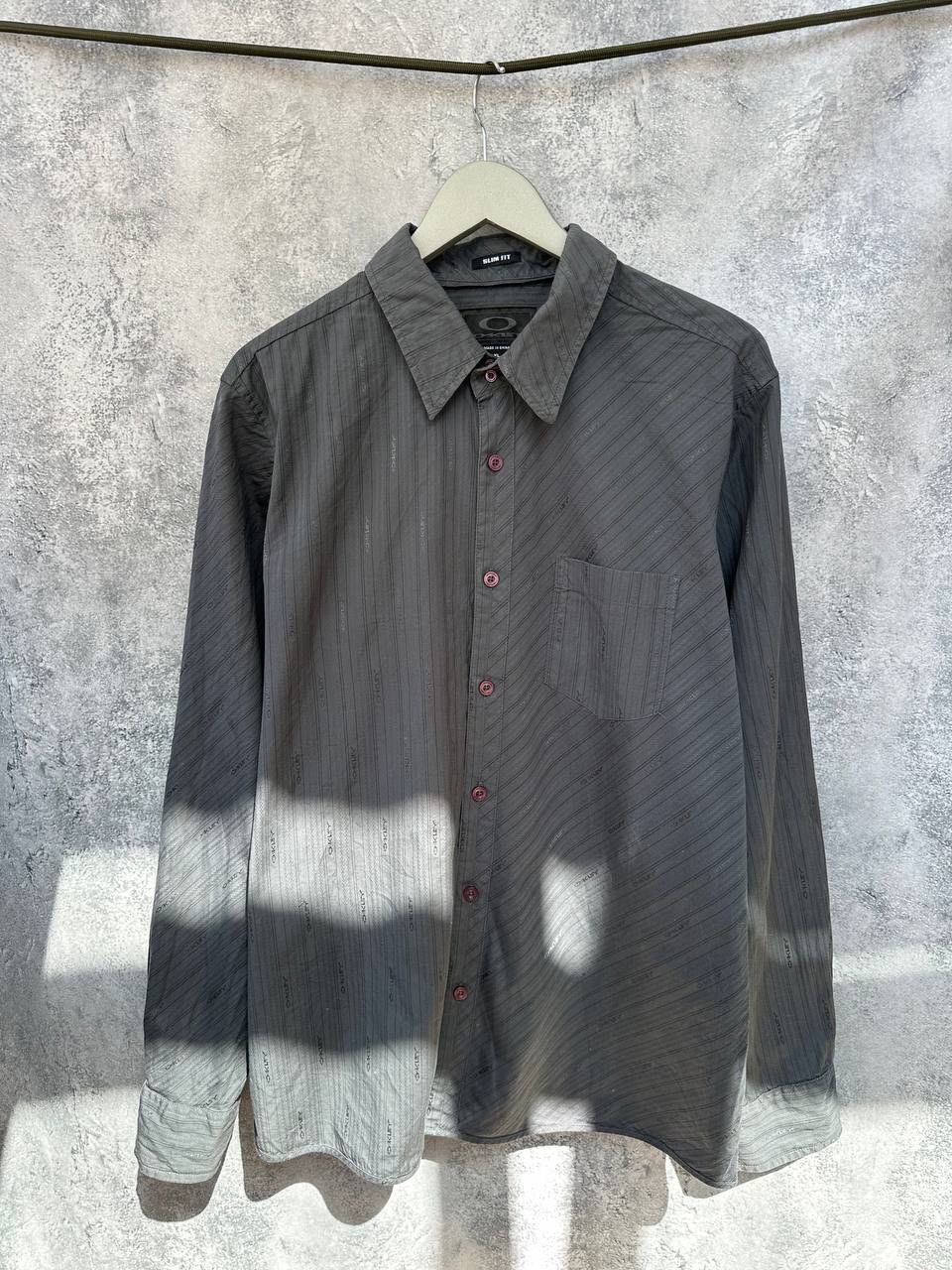 Oakley Oakley Monogram Button Up Shirt Vintage Gray Slim Fit Size US XL / EU 56 / 4 - 2 Thumbnail