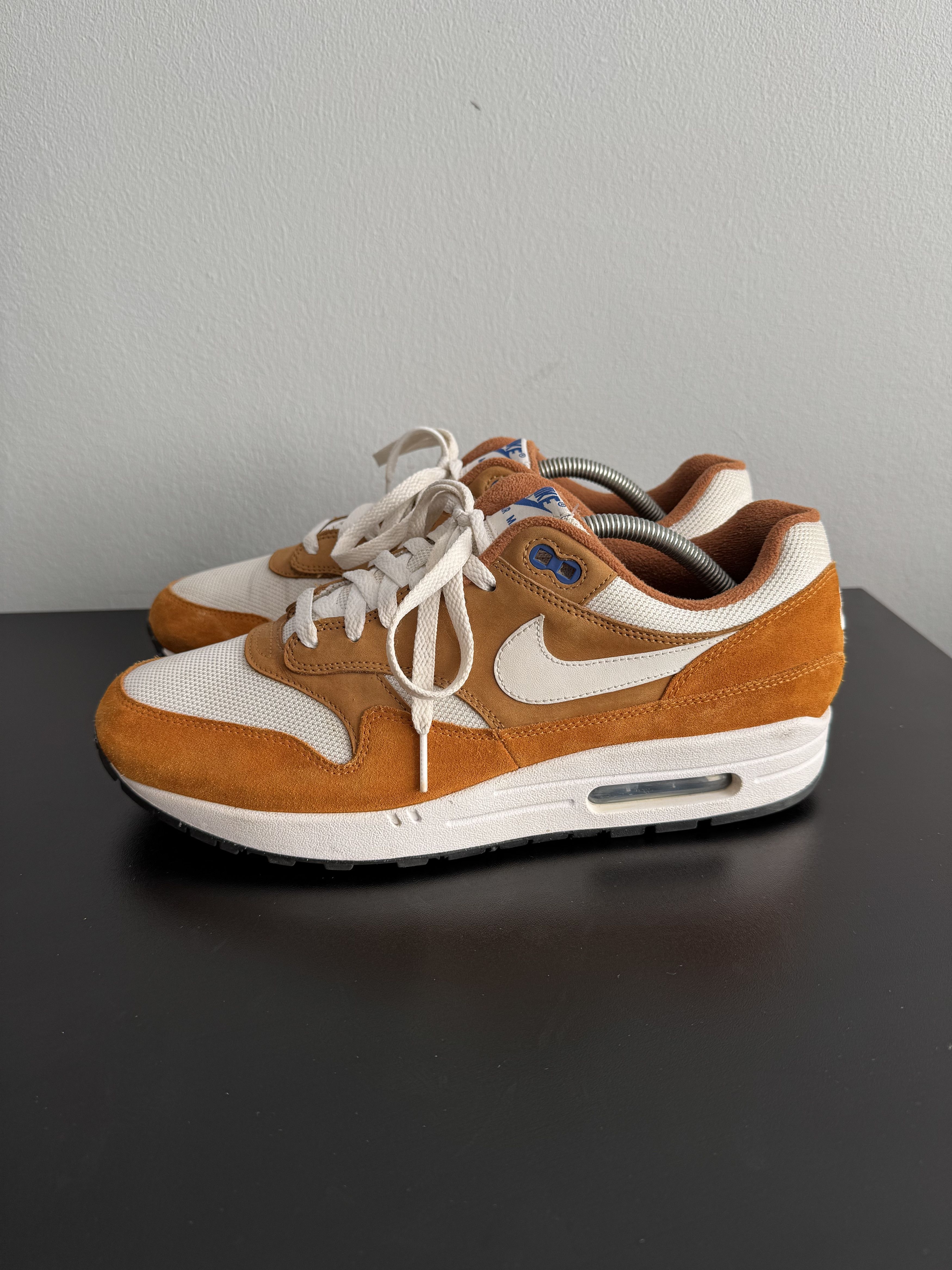 Nike Nike Air Max 1 Curry 2018 atmos travis orange yellow Size US 10.5 / EU 43-44 - 1 Thumbnail