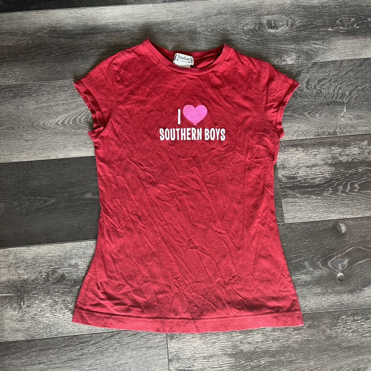 Vintage Vintage Y2K I Heart <3 Love Southern Boys Humor Logo T Shirt Size S / US 4 / IT 40 - 1 Thumbnail