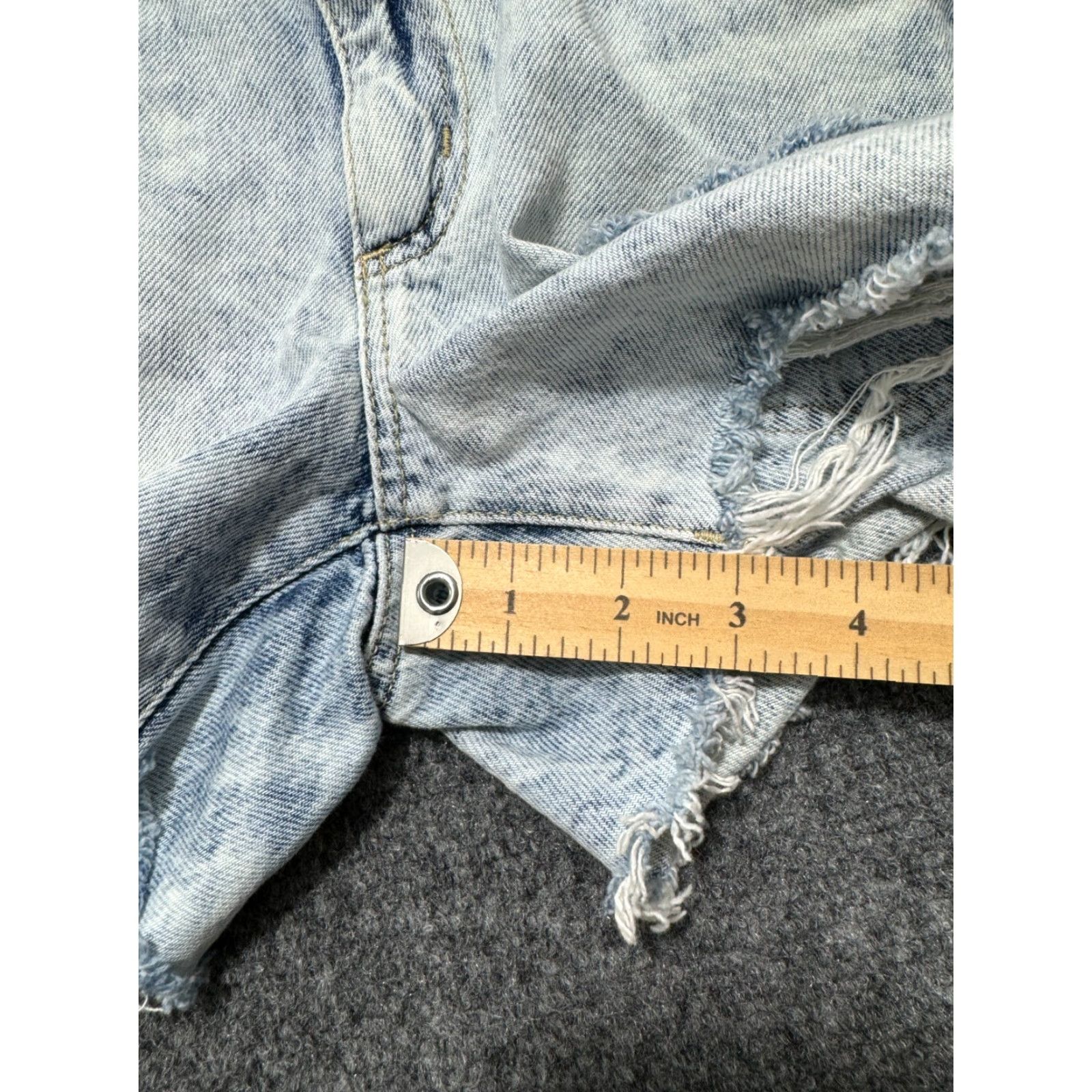 Garage Garage Denim Distressed Ripped Mom Women's Jean Shorts Size 0 Light Blue Size 42" / US 20 - 7 Thumbnail