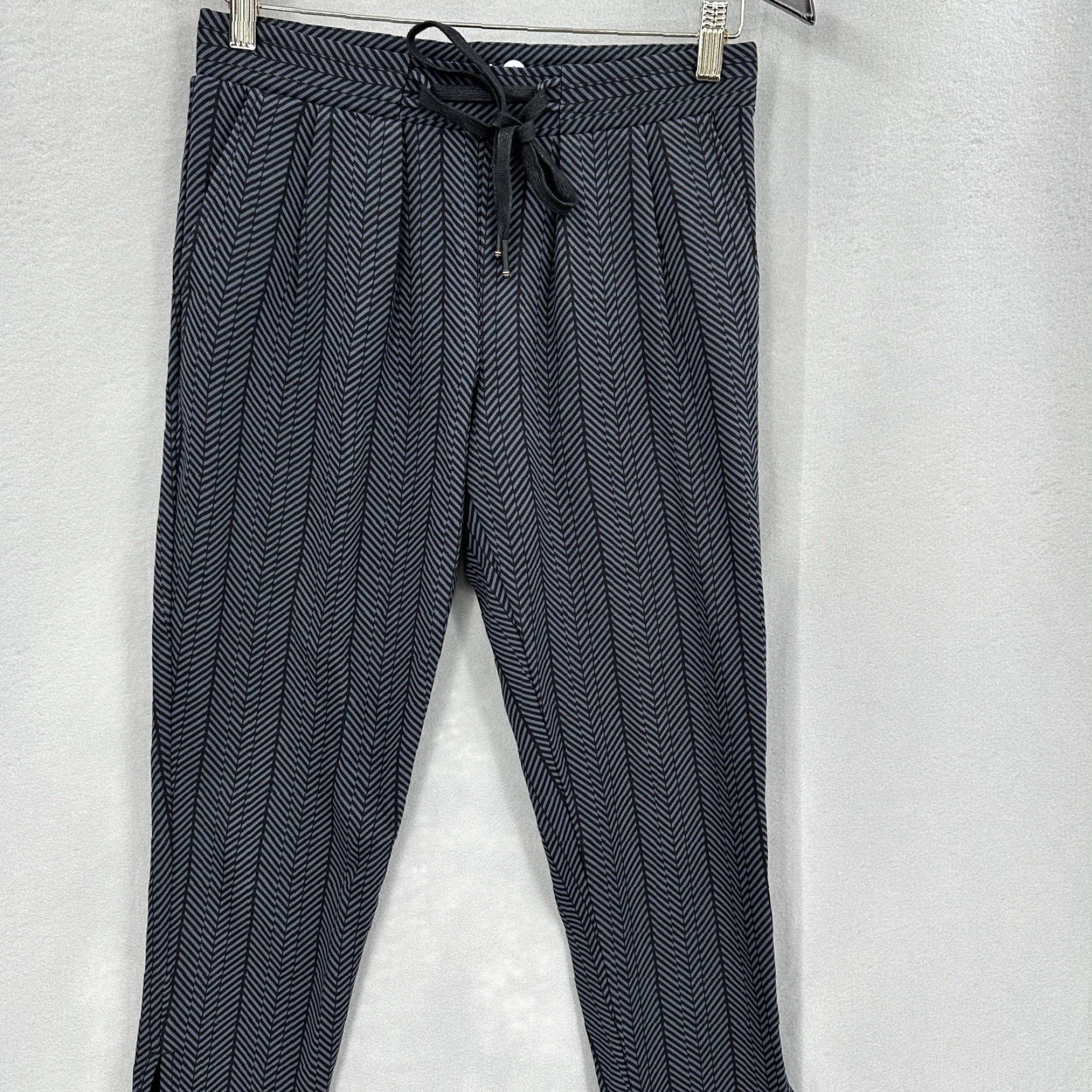 Vintage Betabrand Pants Womens Petite Small Jogger Herringbone Pockets Quiet Lux Pull On Gray PS Tapered Front Flat Knit Size 28" / US 6 / IT 42 - 3 Thumbnail