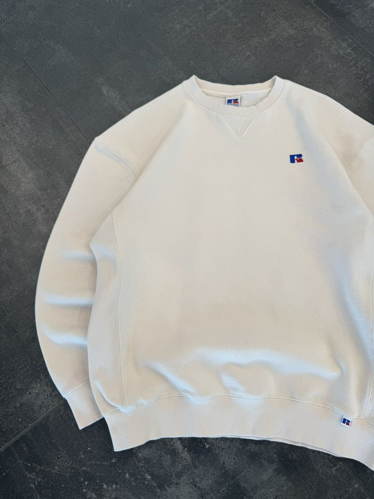 Russell Athletic Vintage Y2K Russell Athletic Crewneck Sweatshirt Size US XL / EU 56 / 4 - 2 Thumbnail