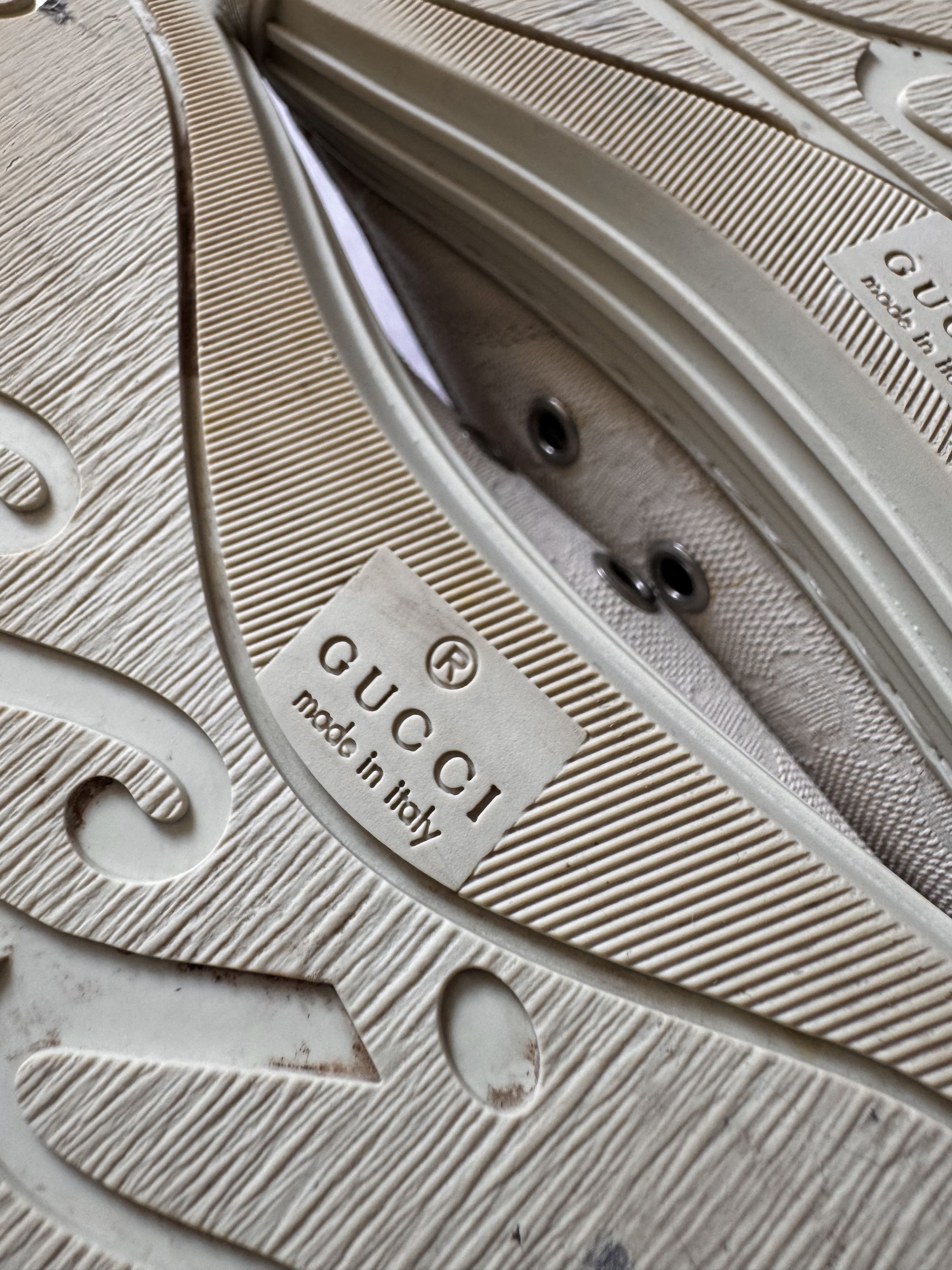 Gucci Gucci Canvas GG Monogram Sneakers 'Cotton Washed White' Size US 9 / EU 42 - 10 Thumbnail
