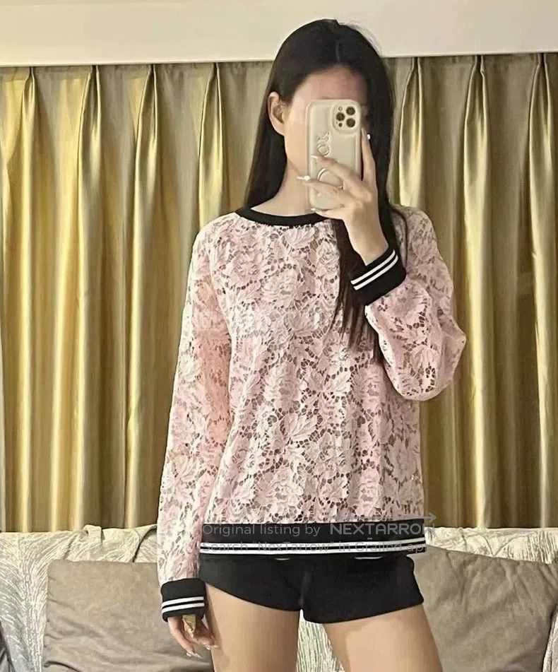 Valentino Valentino Pink lace top Size L / US 10 / IT 46 - 8 Thumbnail