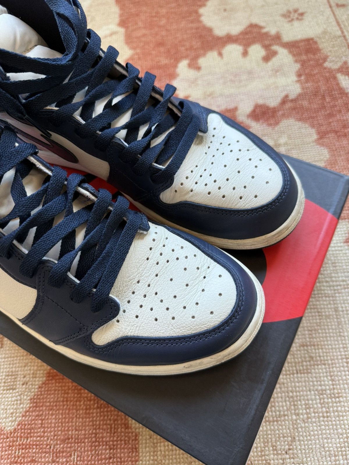 Jordan Brand Air Jordan 1 “Obsidian” 555088-140 Size US 11 / EU 44 - 3 Thumbnail