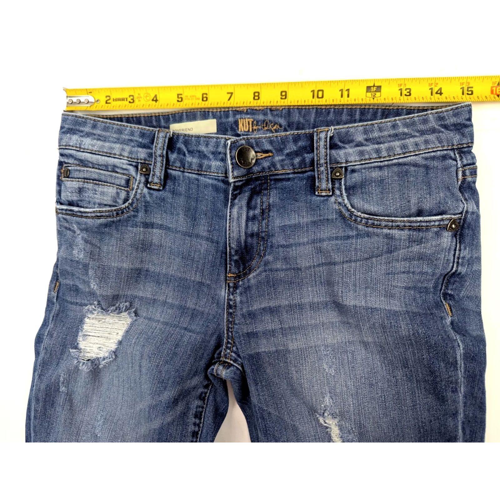 Vintage KUT from the Kloth Catherine Boyfriend Jeans Women 4 Blue Distressed 30x29 Regular Rise Mid 5-Pocket Denim Cotton Blend Spandex Size 27" / US 4 / IT 40 - 6 Thumbnail