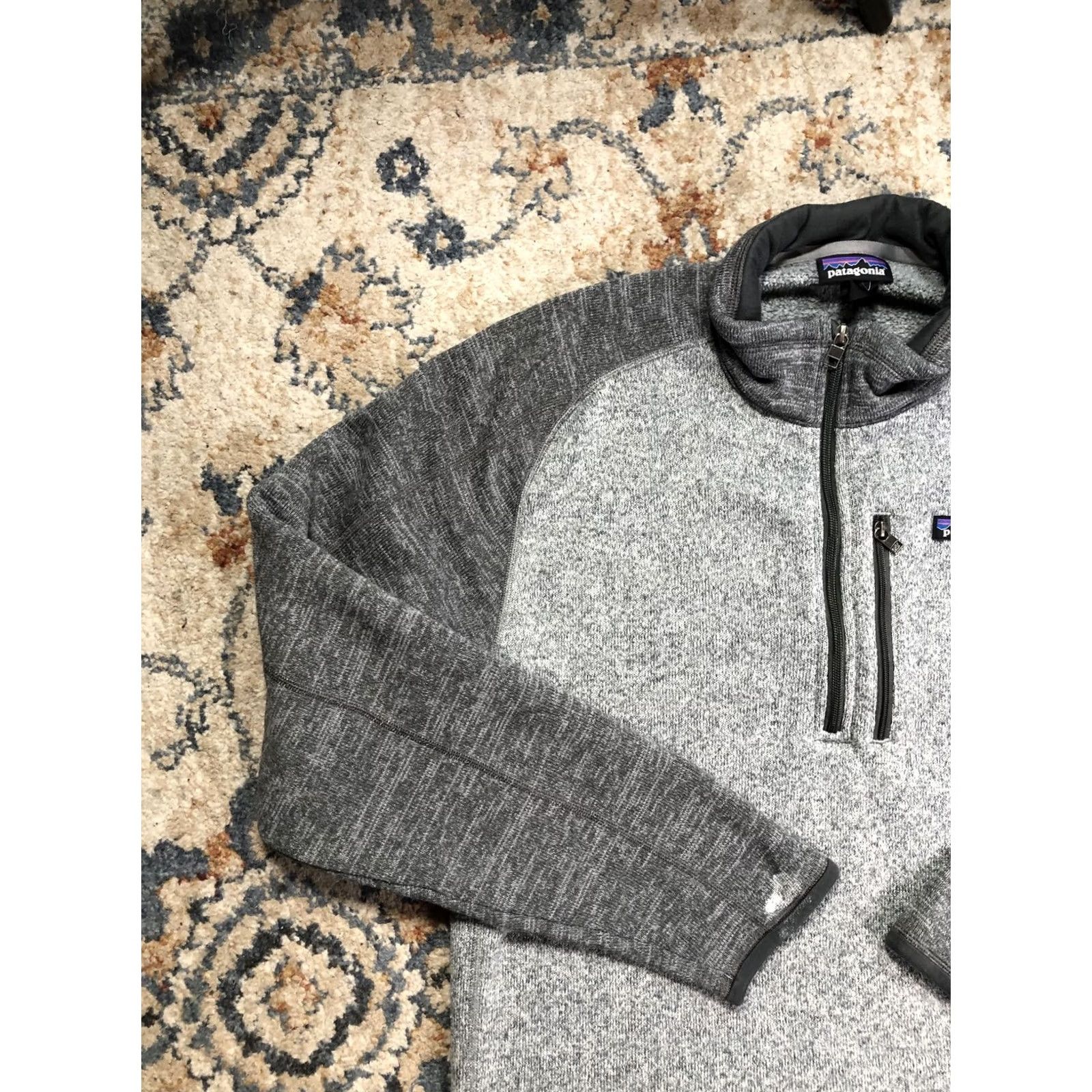 Patagonia Patagonia Sweatshirt Mens XL Gray 1/4 Zip Fleece Pullover Chest Pocket Logo Mock Neck Long Sleeve Zip Pullover Mens XL Gray Patagonia Size US XL / EU 56 / 4 - 3 Thumbnail